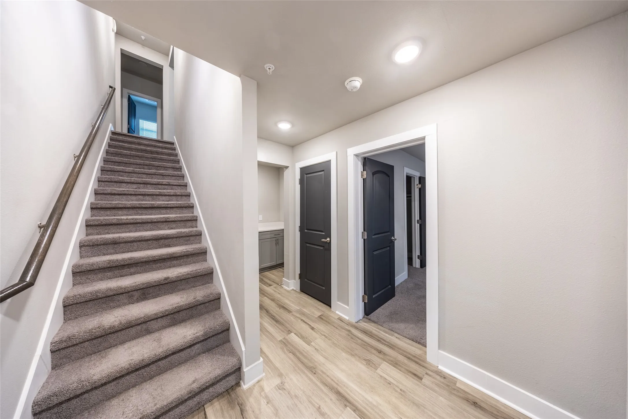 Townhouse For Rent in Collin County , 3353 Wynwood Drive, Plano, Texas 75074, 3 Bedroom, 4 Bathroom, 2 Garage spaces, 1,870 Sqft, built in 2022, mls#21383672, Real Estate Agent in Plano, Homes For Rent in Collin county, Homes For Rent in Plano, Realtor in Plano Texas, Real Estate Brokerage Independent Realty Texas, Luminita Cordes Realtor
