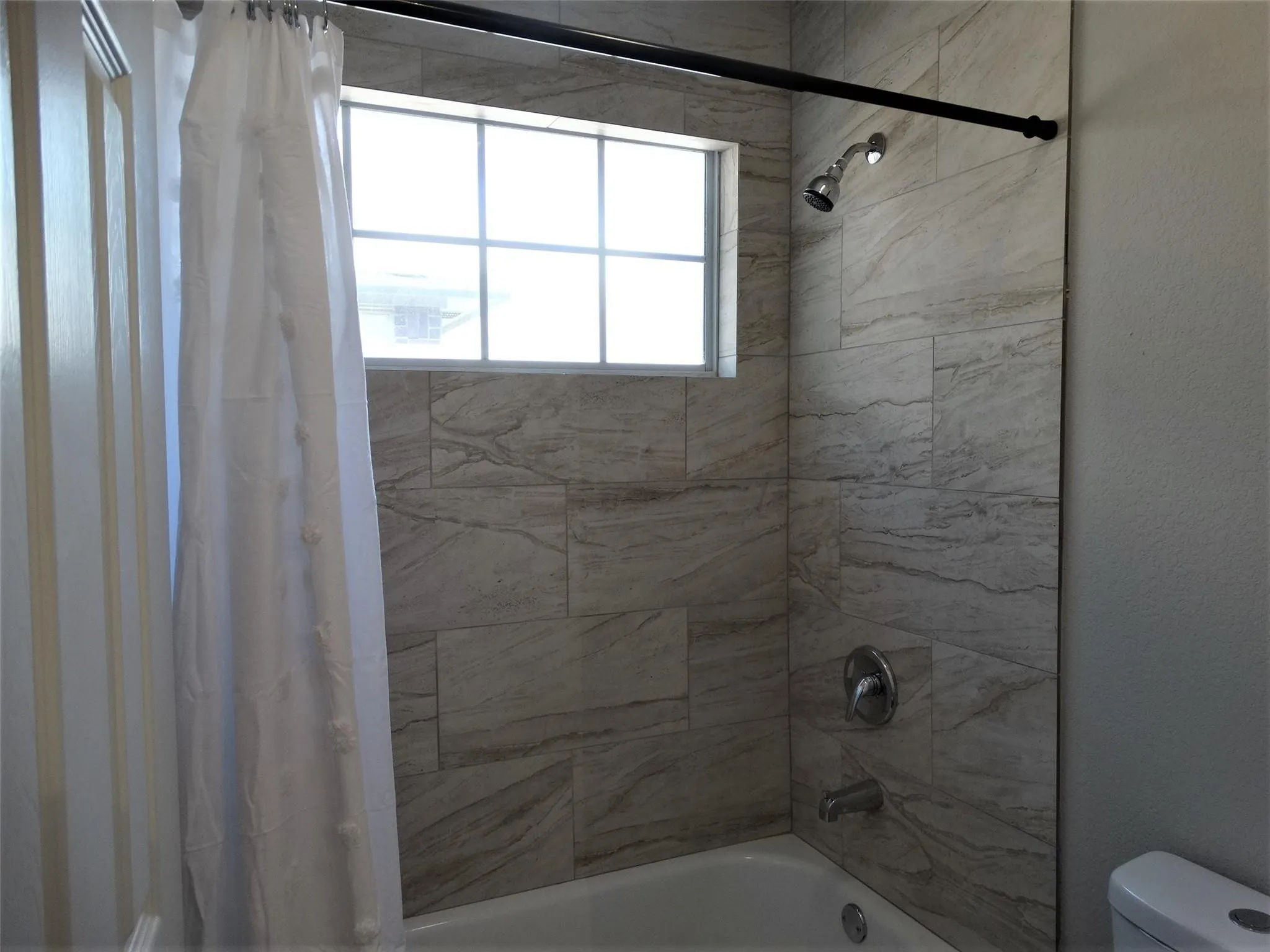Single Family Residence For Rent in Collin County , 7904 Kettlewood Court, Plano, Texas 75025, 4 Bedroom, 4 Bathroom, 2 Garage spaces, 3,605 Sqft, built in 1991, mls#21383312, Real Estate Agent in Plano, Homes For Rent in Collin county, Homes For Rent in Plano, Realtor in Plano Texas, Real Estate Brokerage Independent Realty Texas, Luminita Cordes Realtor