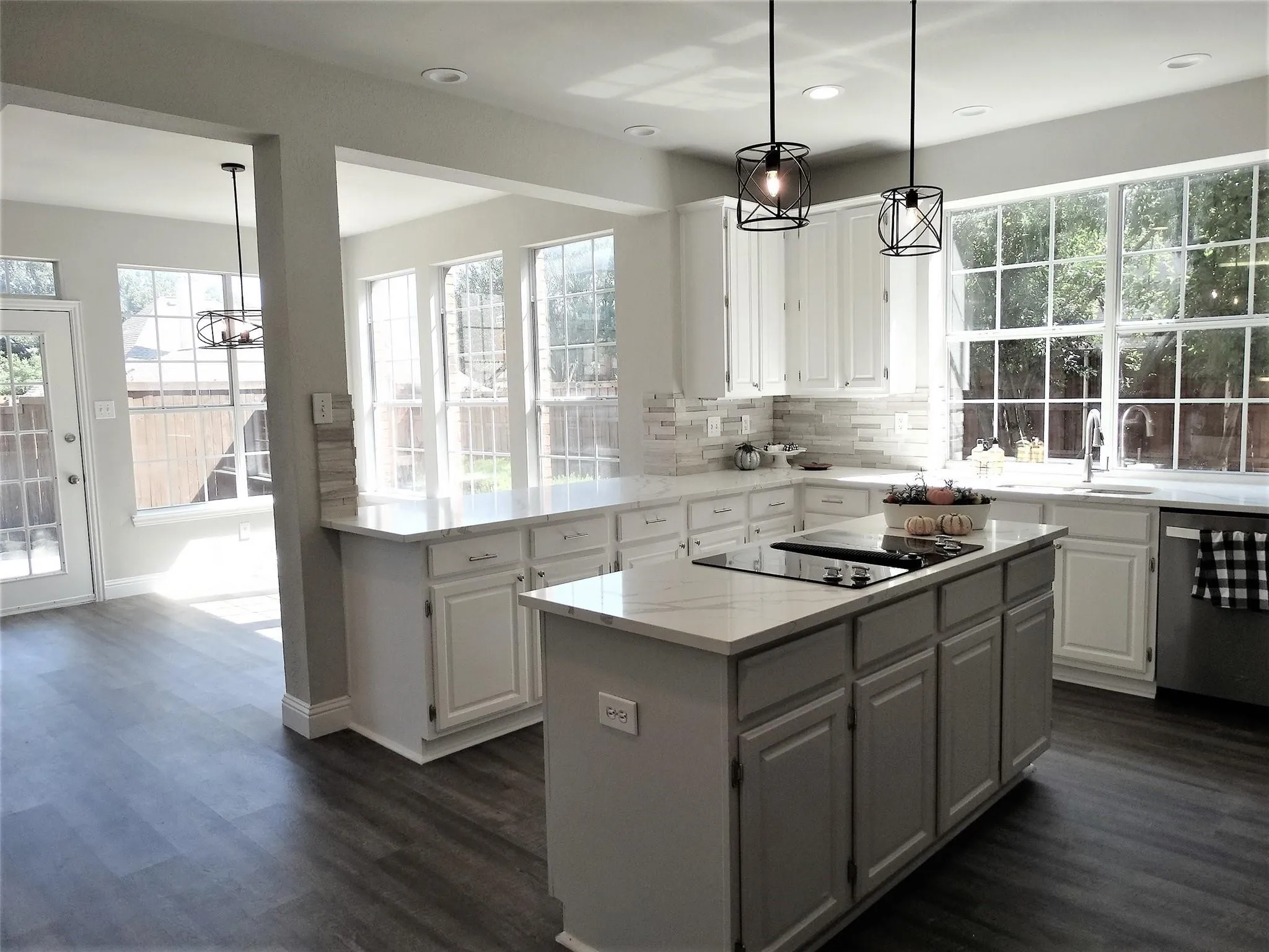 Single Family Residence For Rent in Collin County , 7904 Kettlewood Court, Plano, Texas 75025, 4 Bedroom, 4 Bathroom, 2 Garage spaces, 3,605 Sqft, built in 1991, mls#21383312, Real Estate Agent in Plano, Homes For Rent in Collin county, Homes For Rent in Plano, Realtor in Plano Texas, Real Estate Brokerage Independent Realty Texas, Luminita Cordes Realtor