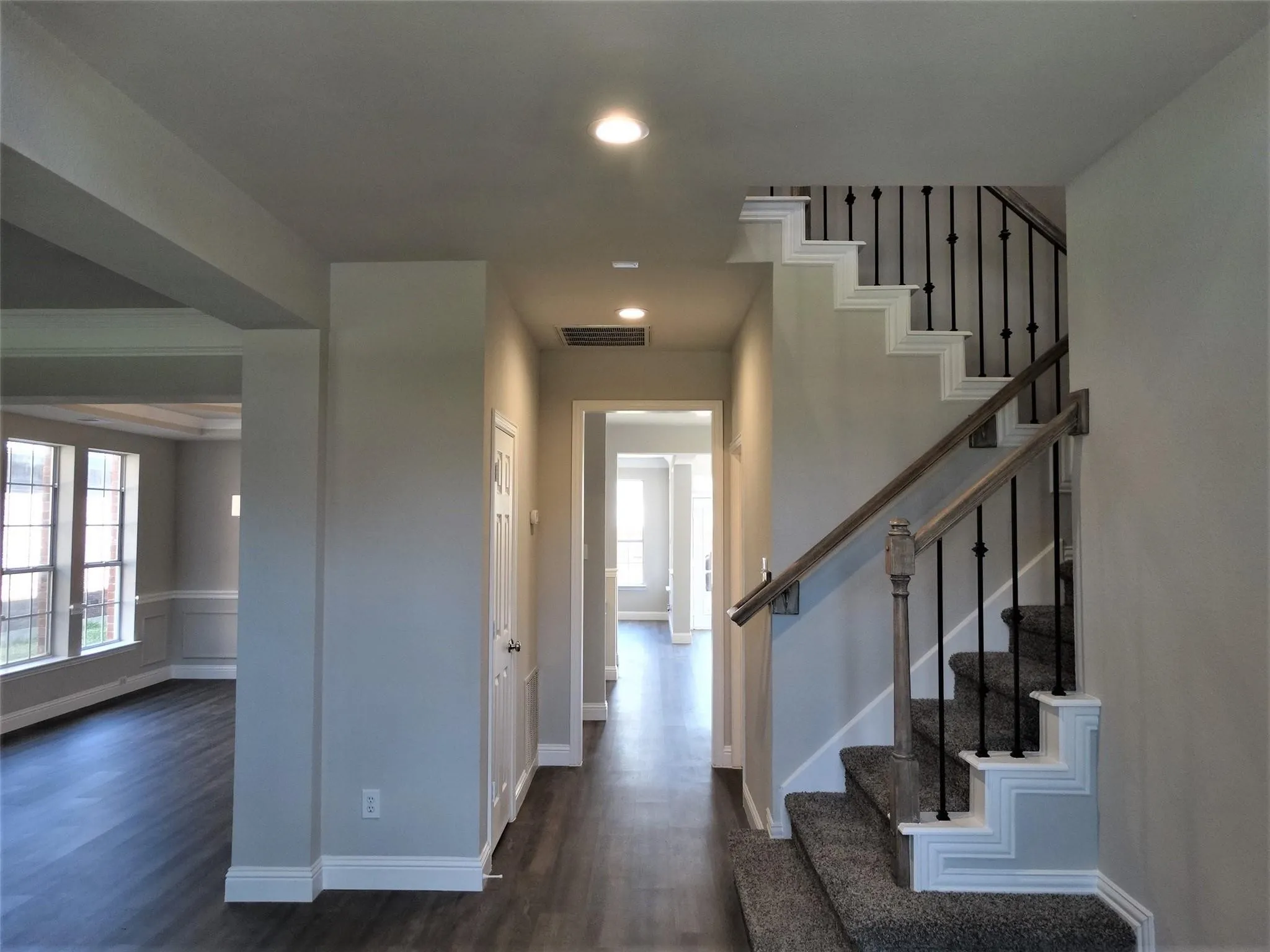 Single Family Residence For Rent in Collin County , 7904 Kettlewood Court, Plano, Texas 75025, 4 Bedroom, 4 Bathroom, 2 Garage spaces, 3,605 Sqft, built in 1991, mls#21383312, Real Estate Agent in Plano, Homes For Rent in Collin county, Homes For Rent in Plano, Realtor in Plano Texas, Real Estate Brokerage Independent Realty Texas, Luminita Cordes Realtor