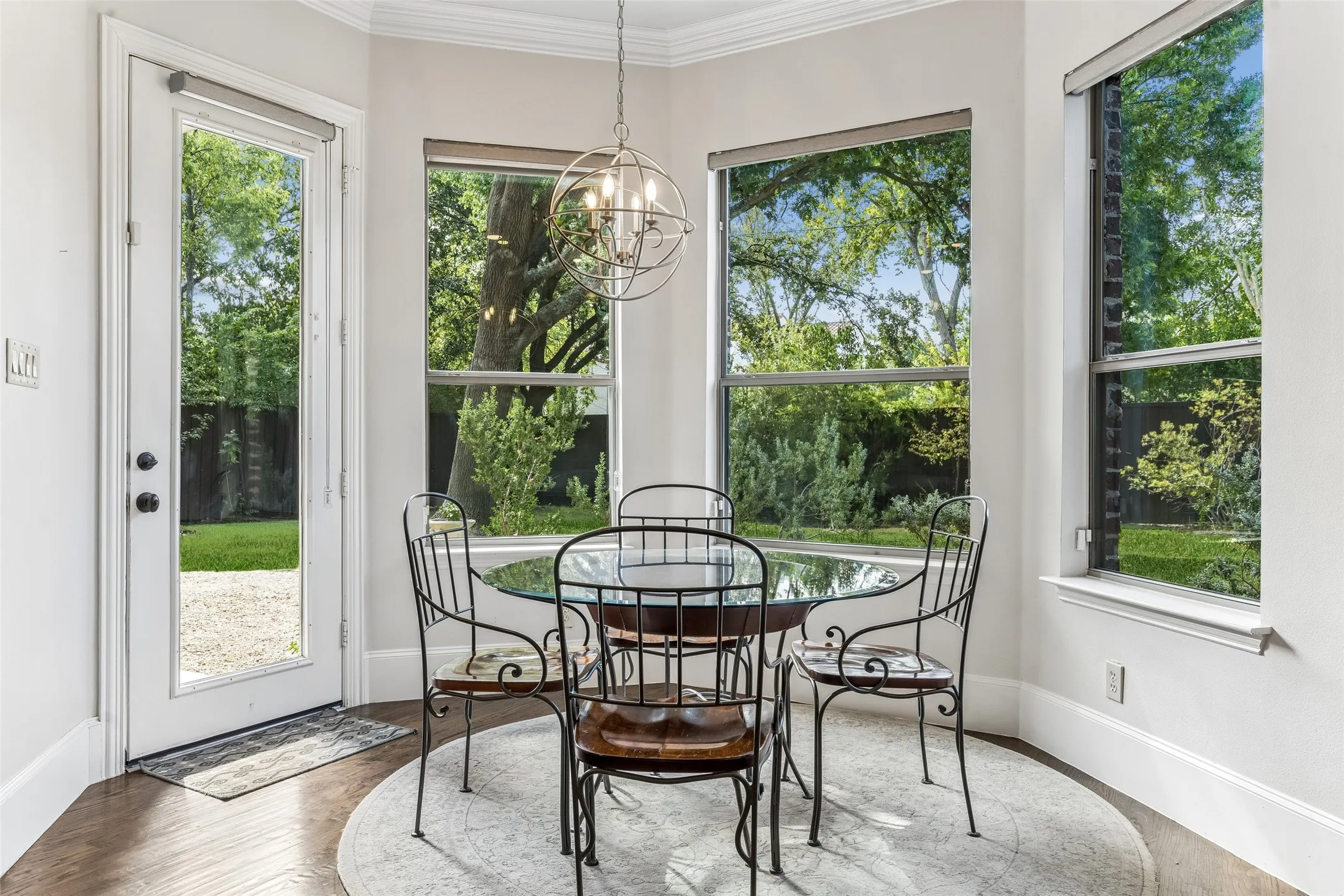 Single Family Residence For Sale in Dallas County , 5814 Meaders Lane, Dallas, Texas 75230, 5 Bedroom, 6 Bathroom, 3 Garage spaces, 4,829 Sqft, built in 2006, mls#21384120, Real Estate Agent in Dallas, Homes For Sale in Dallas county, Homes For Sale in Dallas, Realtor in Dallas Texas, Real Estate Brokerage Independent Realty Texas, Luminita Cordes Realtor