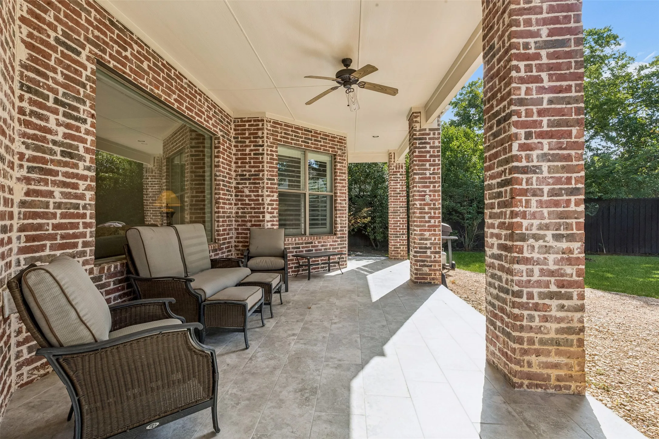 Single Family Residence For Sale in Dallas County , 5814 Meaders Lane, Dallas, Texas 75230, 5 Bedroom, 6 Bathroom, 3 Garage spaces, 4,829 Sqft, built in 2006, mls#21384120, Real Estate Agent in Dallas, Homes For Sale in Dallas county, Homes For Sale in Dallas, Realtor in Dallas Texas, Real Estate Brokerage Independent Realty Texas, Luminita Cordes Realtor