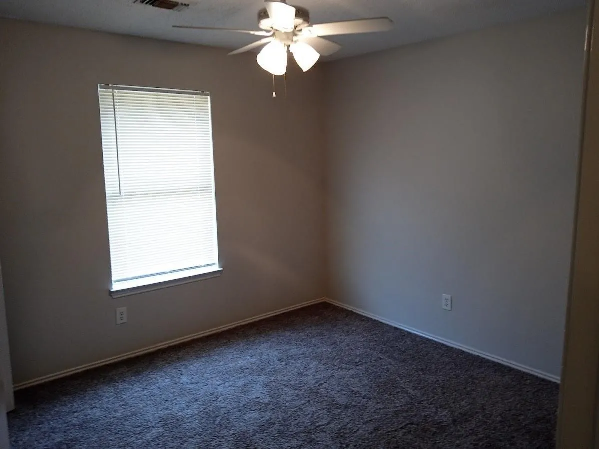 Single Family Residence For Rent in Dallas County , 12207 China Lake Drive, Dallas, Texas 75253, 3 Bedroom, 2 Bathroom, 2 Garage spaces, 1,557 Sqft, built in 1994, mls#21383171, Real Estate Agent in Dallas, Homes For Rent in Dallas county, Homes For Rent in Dallas, Realtor in Dallas Texas, Real Estate Brokerage Independent Realty Texas, Luminita Cordes Realtor