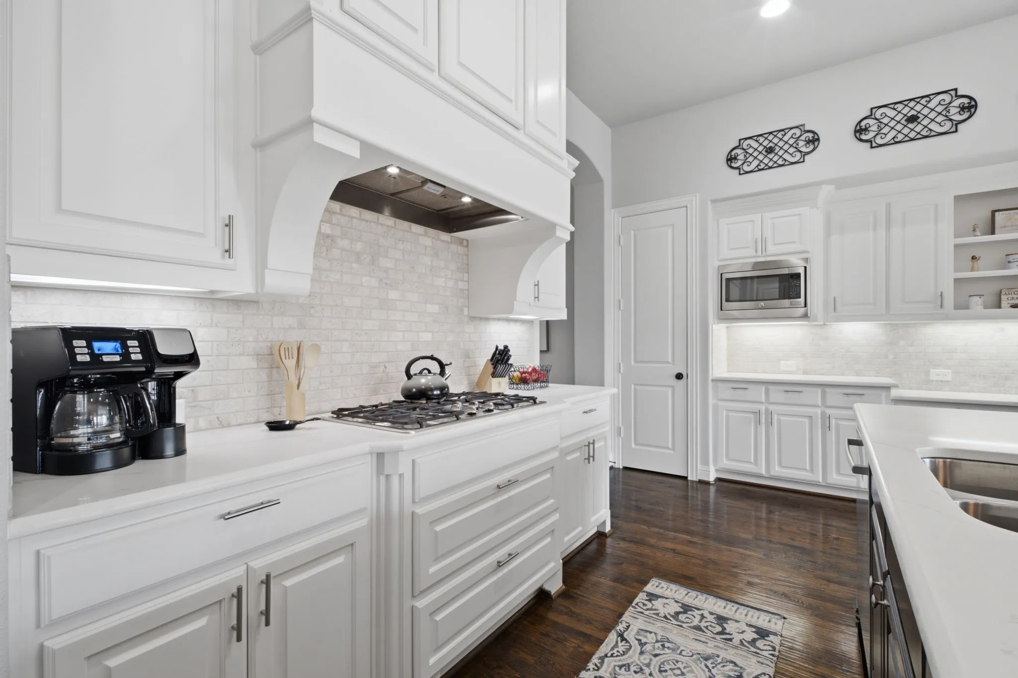 Single Family Residence For Sale in Collin County , 1215 Baird Way, Celina, Texas 75009, 4 Bedroom, 5 Bathroom, 3 Garage spaces, 3,441 Sqft, built in 2014, mls#21378832, Real Estate Agent in Celina, Homes For Sale in Collin county, Homes For Sale in Celina, Realtor in Celina Texas, Real Estate Brokerage Independent Realty Texas, Luminita Cordes Realtor