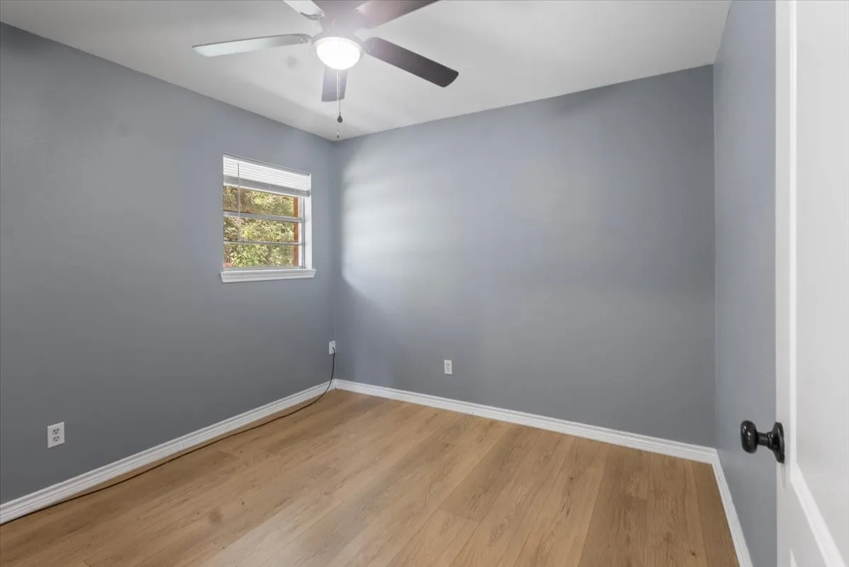 Single Family Residence For Sale in Smith County , 11369 Sherra, Tyler, Texas 75706, 3 Bedroom, 2 Bathroom, 2 Garage spaces, 1,449 Sqft, built in 1968, mls#21384301, Real Estate Agent in Tyler, Homes For Sale in Smith county, Homes For Sale in Tyler, Realtor in Tyler Texas, Real Estate Brokerage Independent Realty Texas, Luminita Cordes Realtor