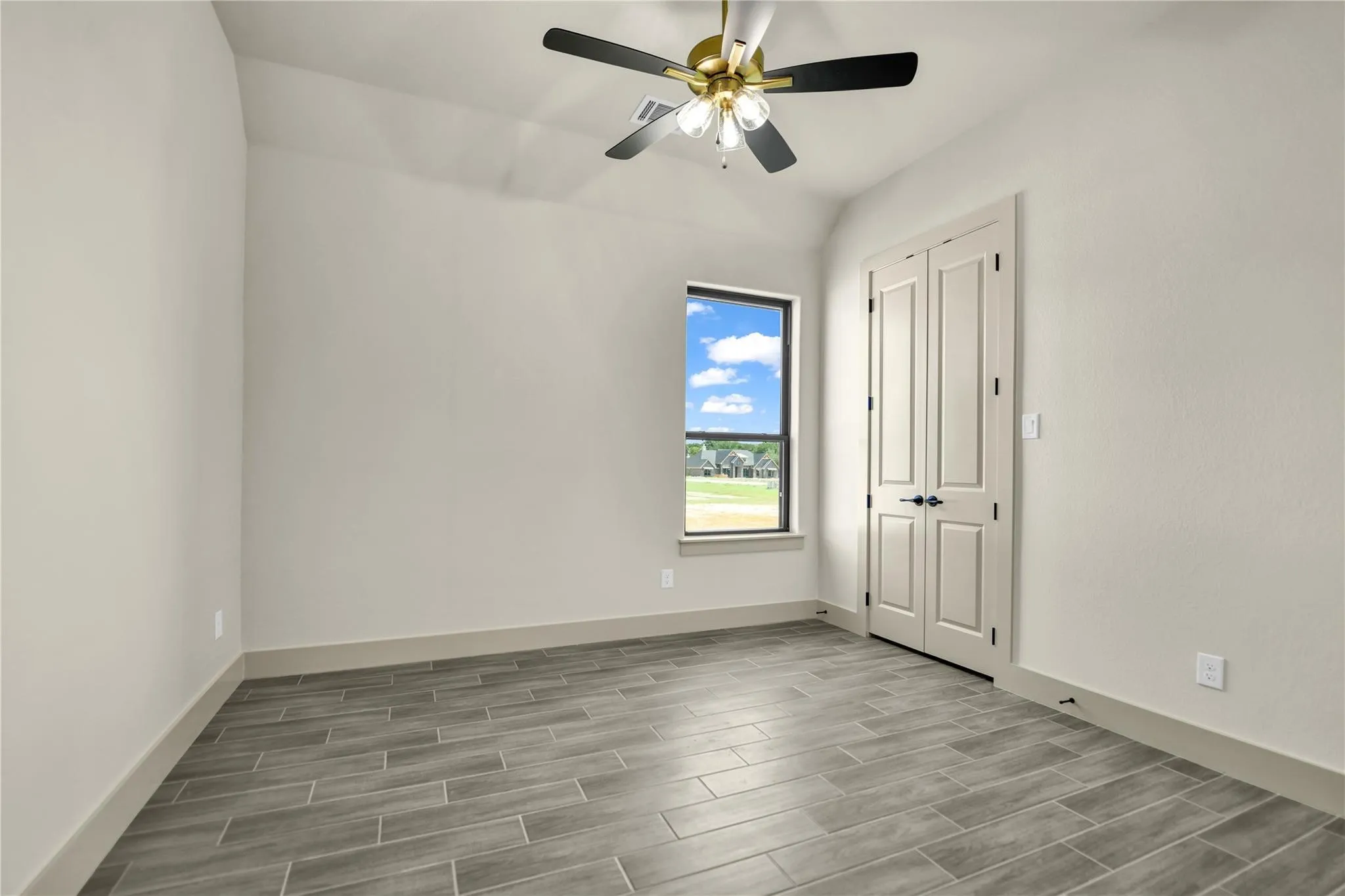 Single Family Residence For Sale in Wise County , 119 Guynell Ridge, Decatur, Texas 76234, 4 Bedroom, 3 Bathroom, 3 Garage spaces, 2,834 Sqft, built in 2026, mls#21384298, Real Estate Agent in Decatur, Homes For Sale in Wise county, Homes For Sale in Decatur, Realtor in Decatur Texas, Real Estate Brokerage Independent Realty Texas, Luminita Cordes Realtor