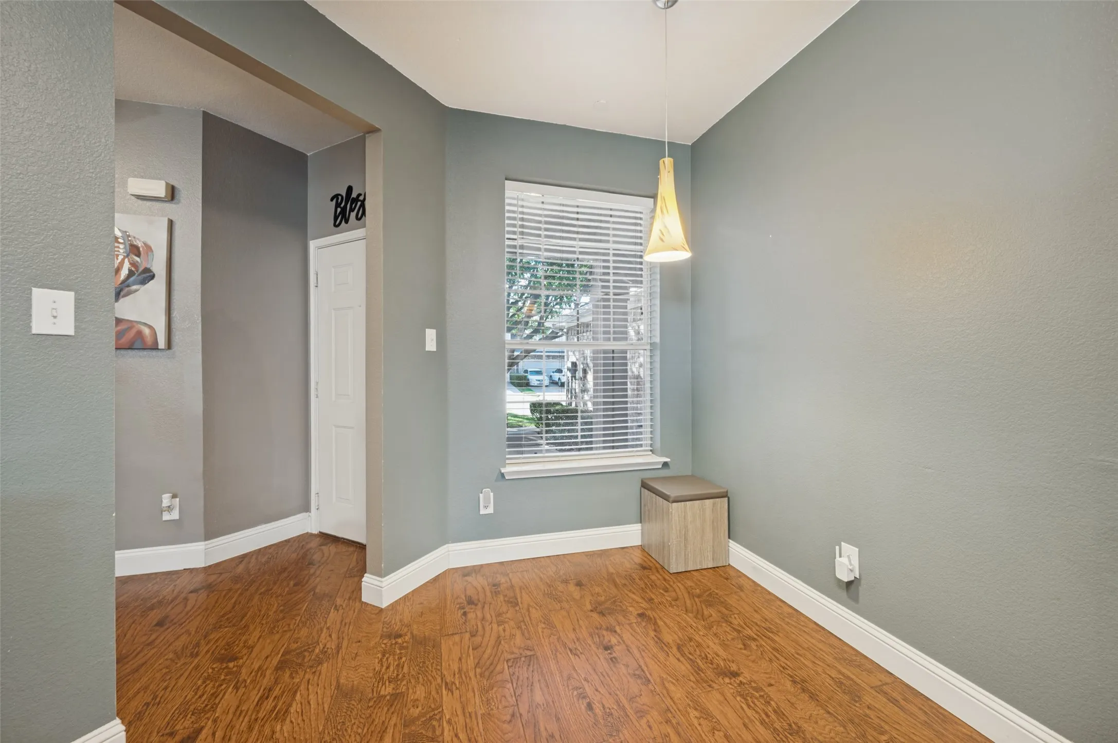 Single Family Residence For Sale in Denton County , 3208 Parma Lane, Plano, Texas 75093, 2 Bedroom, 3 Bathroom, 2 Garage spaces, 1,535 Sqft, built in 2002, mls#21384202, Real Estate Agent in Plano, Homes For Sale in Denton county, Homes For Sale in Plano, Realtor in Plano Texas, Real Estate Brokerage Independent Realty Texas, Luminita Cordes Realtor