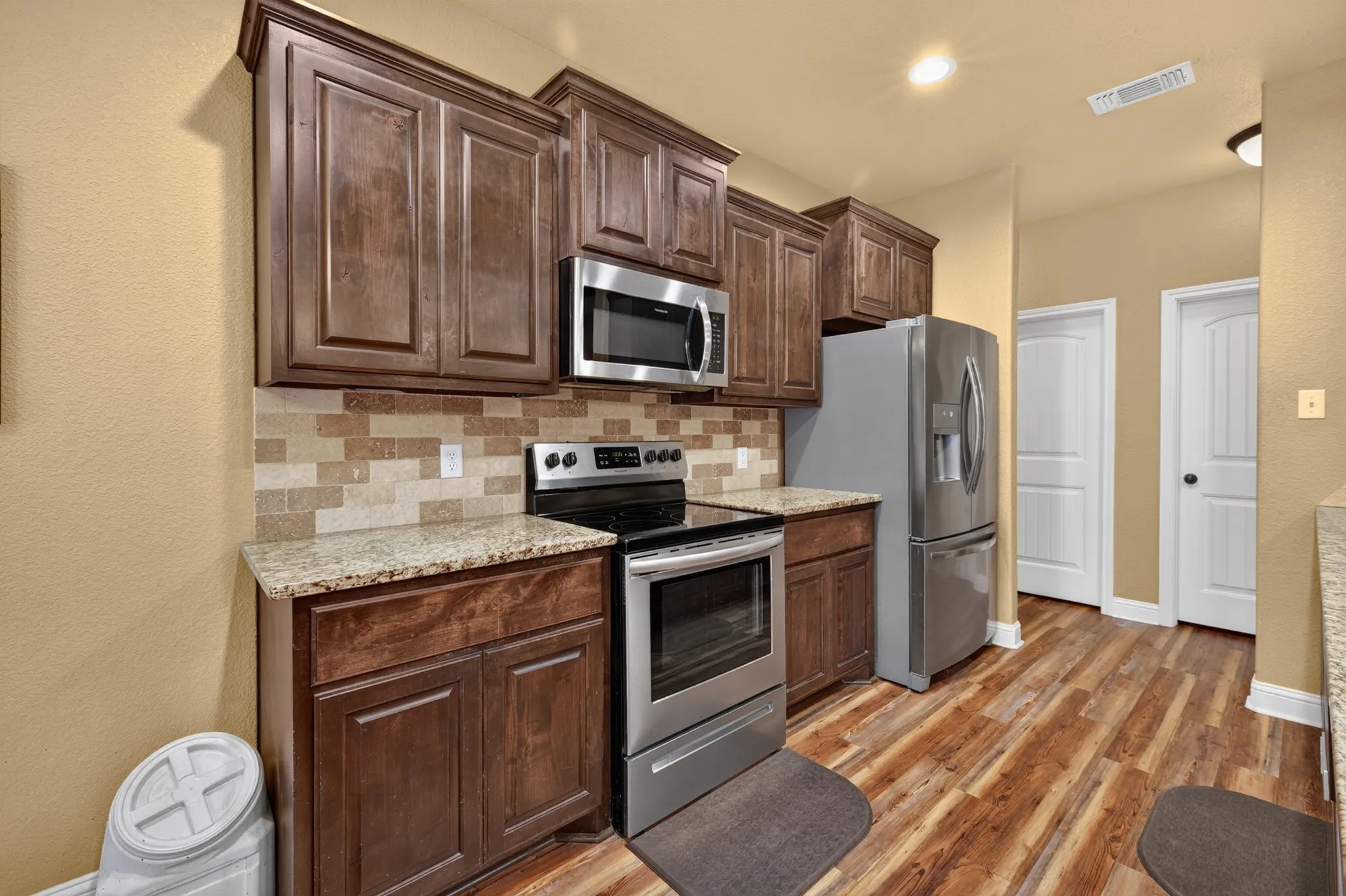 Single Family Residence For Sale in Taylor County , 314 Hog Eye Road, Abilene, Texas 79602, 3 Bedroom, 2 Bathroom, 2 Garage spaces, 1,653 Sqft, built in 2017, mls#21382488, Real Estate Agent in Abilene, Homes For Sale in Taylor county, Homes For Sale in Abilene, Realtor in Abilene Texas, Real Estate Brokerage Independent Realty Texas, Luminita Cordes Realtor