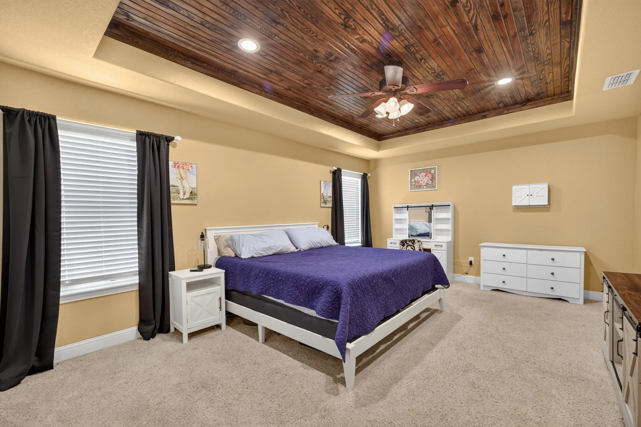 Single Family Residence For Sale in Taylor County , 314 Hog Eye Road, Abilene, Texas 79602, 3 Bedroom, 2 Bathroom, 2 Garage spaces, 1,653 Sqft, built in 2017, mls#21382488, Real Estate Agent in Abilene, Homes For Sale in Taylor county, Homes For Sale in Abilene, Realtor in Abilene Texas, Real Estate Brokerage Independent Realty Texas, Luminita Cordes Realtor