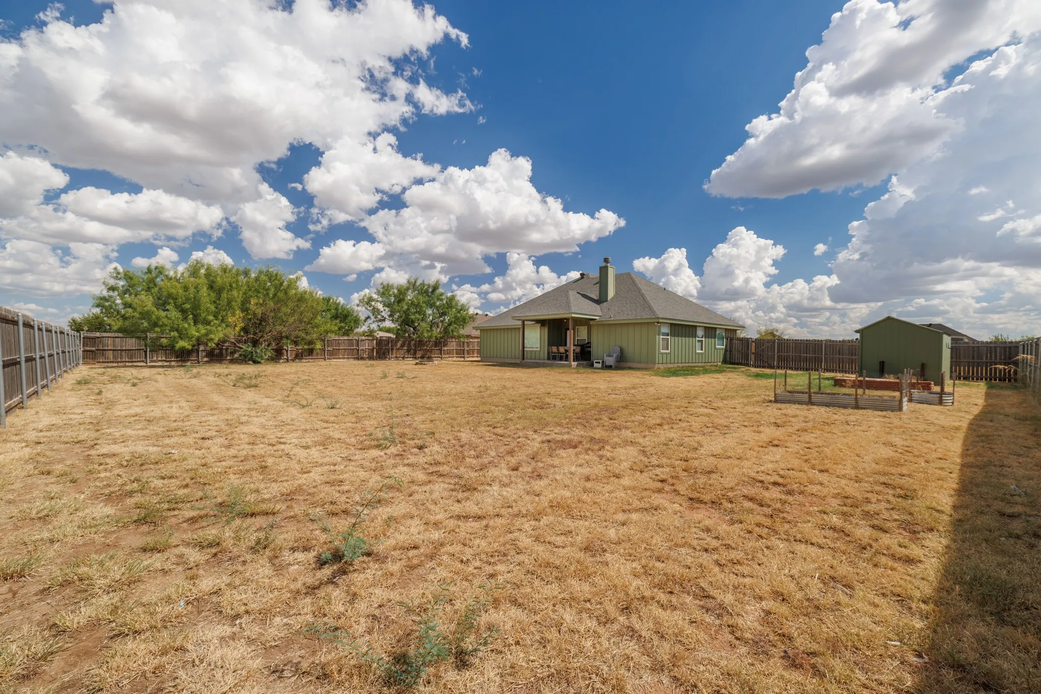 Single Family Residence For Sale in Taylor County , 314 Hog Eye Road, Abilene, Texas 79602, 3 Bedroom, 2 Bathroom, 2 Garage spaces, 1,653 Sqft, built in 2017, mls#21382488, Real Estate Agent in Abilene, Homes For Sale in Taylor county, Homes For Sale in Abilene, Realtor in Abilene Texas, Real Estate Brokerage Independent Realty Texas, Luminita Cordes Realtor