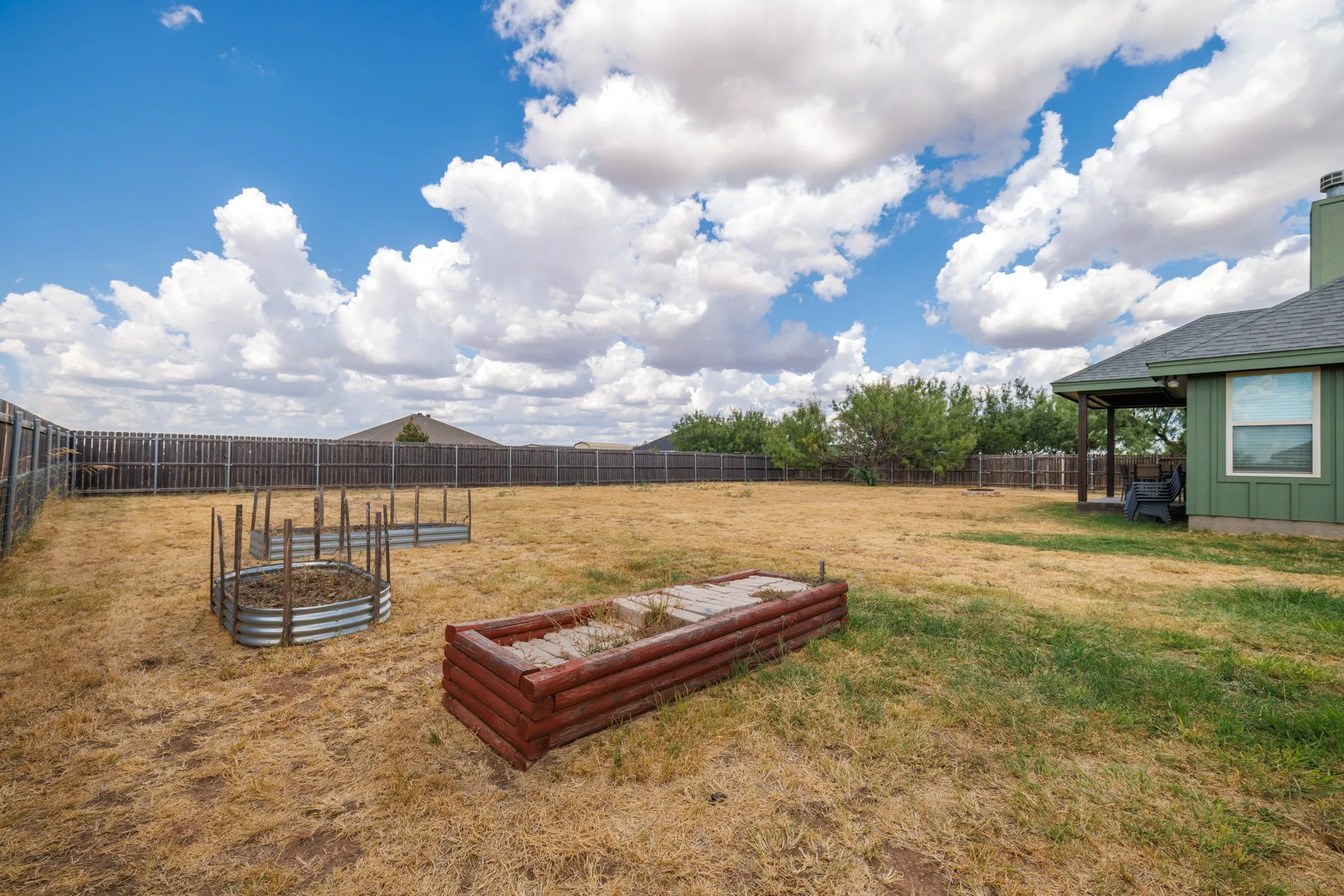 Single Family Residence For Sale in Taylor County , 314 Hog Eye Road, Abilene, Texas 79602, 3 Bedroom, 2 Bathroom, 2 Garage spaces, 1,653 Sqft, built in 2017, mls#21382488, Real Estate Agent in Abilene, Homes For Sale in Taylor county, Homes For Sale in Abilene, Realtor in Abilene Texas, Real Estate Brokerage Independent Realty Texas, Luminita Cordes Realtor