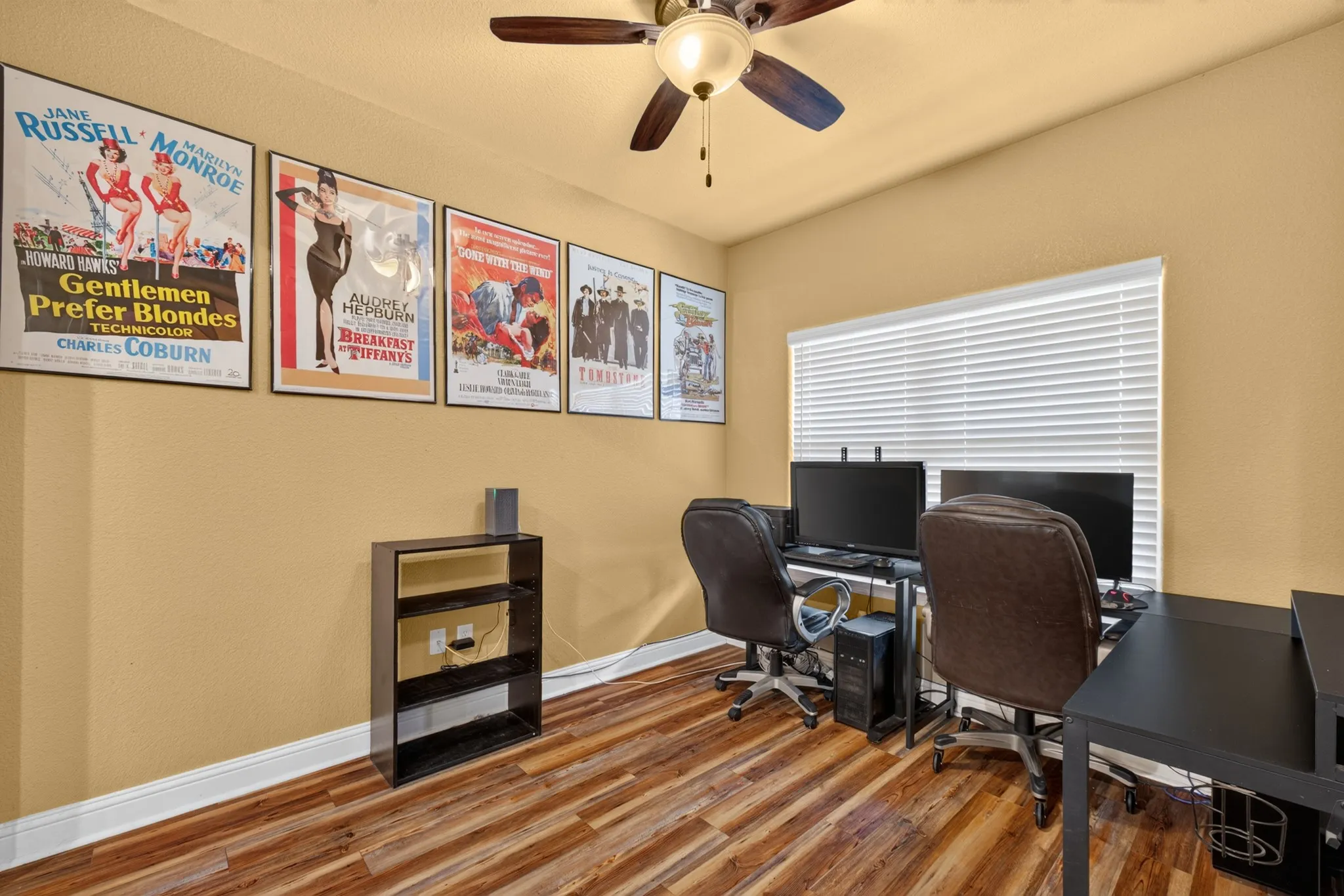 Single Family Residence For Sale in Taylor County , 314 Hog Eye Road, Abilene, Texas 79602, 3 Bedroom, 2 Bathroom, 2 Garage spaces, 1,653 Sqft, built in 2017, mls#21382488, Real Estate Agent in Abilene, Homes For Sale in Taylor county, Homes For Sale in Abilene, Realtor in Abilene Texas, Real Estate Brokerage Independent Realty Texas, Luminita Cordes Realtor