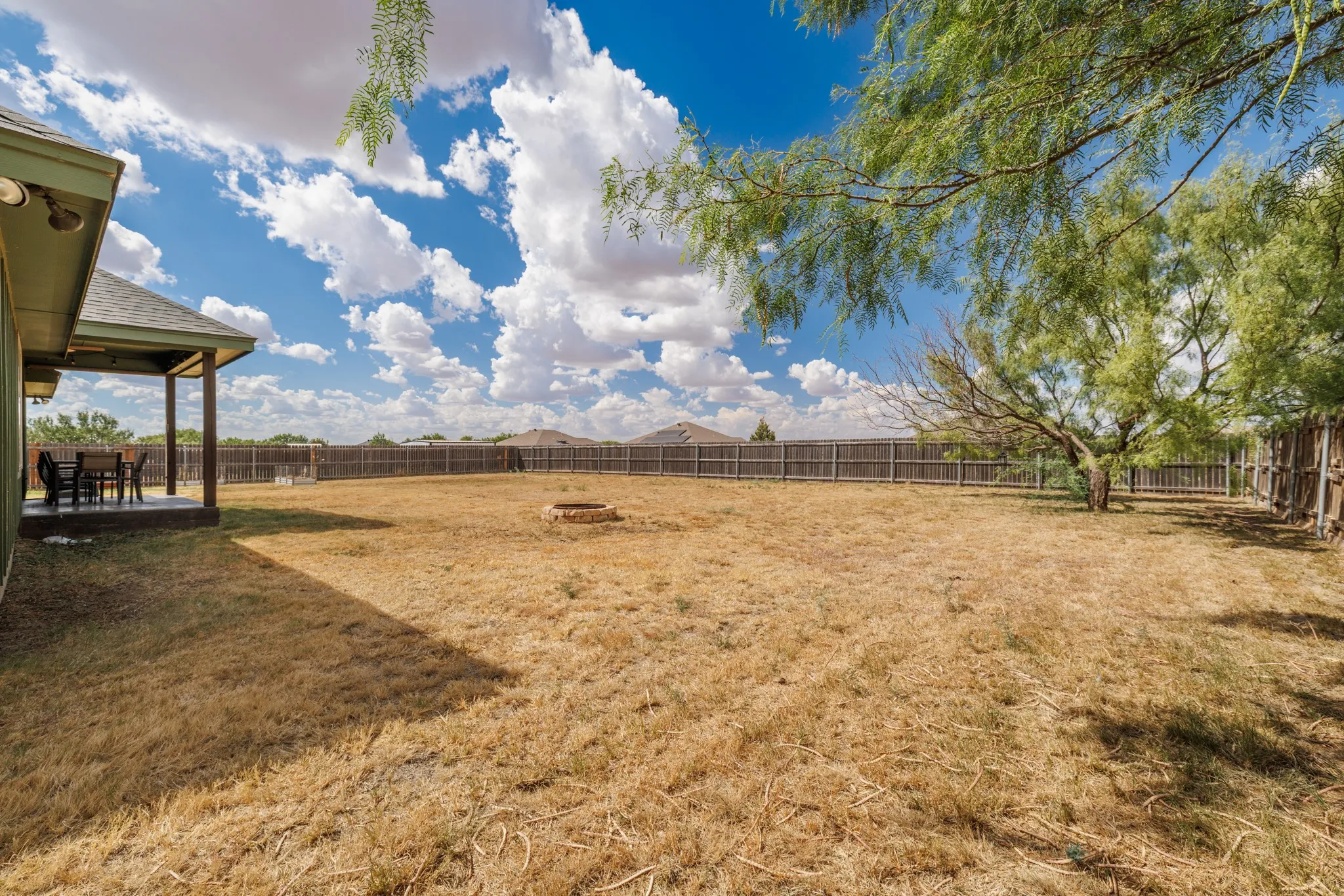Single Family Residence For Sale in Taylor County , 314 Hog Eye Road, Abilene, Texas 79602, 3 Bedroom, 2 Bathroom, 2 Garage spaces, 1,653 Sqft, built in 2017, mls#21382488, Real Estate Agent in Abilene, Homes For Sale in Taylor county, Homes For Sale in Abilene, Realtor in Abilene Texas, Real Estate Brokerage Independent Realty Texas, Luminita Cordes Realtor
