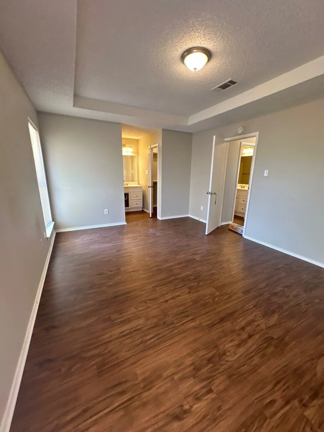 Duplex For Rent in Tarrant County , 441 Signal Hill Court N 443, Fort Worth, Texas 76112, 2 Bedroom, 1 Bathroom, 1 Garage spaces, 2,246 Sqft, built in 1988, mls#21383129, Real Estate Agent in Fort Worth, Homes For Rent in Tarrant county, Homes For Rent in Fort Worth, Realtor in Fort Worth Texas, Real Estate Brokerage Independent Realty Texas, Luminita Cordes Realtor