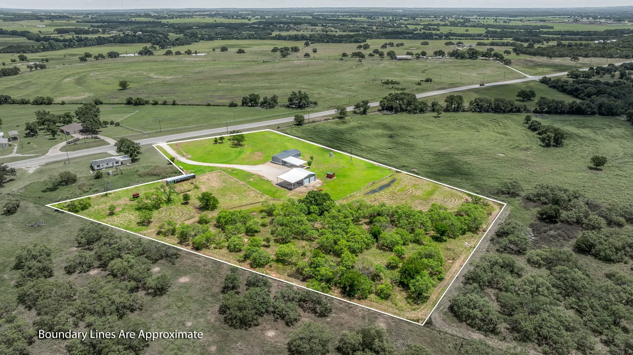 Mobile Home For Sale in Erath County , 14225 W Fm 8, Stephenville, Texas 76401, 3 Bedroom, 2 Bathroom, Garage spaces, 1,568 Sqft, built in 2022, mls#21384285, Real Estate Agent in Stephenville, Homes For Sale in Erath county, Homes For Sale in Stephenville, Realtor in Stephenville Texas, Real Estate Brokerage Independent Realty Texas, Luminita Cordes Realtor
