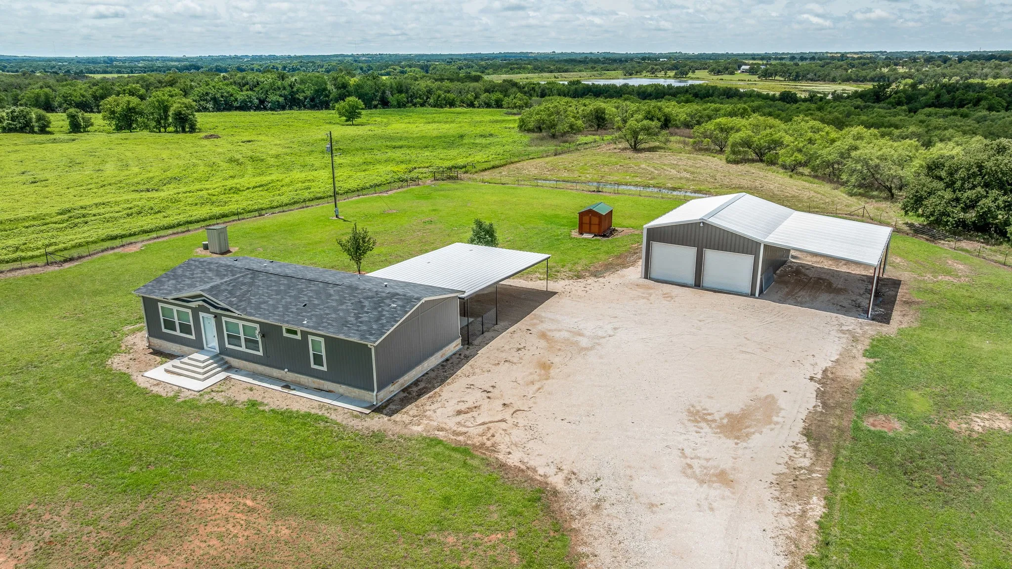 Mobile Home For Sale in Erath County , 14225 W Fm 8, Stephenville, Texas 76401, 3 Bedroom, 2 Bathroom, Garage spaces, 1,568 Sqft, built in 2022, mls#21384285, Real Estate Agent in Stephenville, Homes For Sale in Erath county, Homes For Sale in Stephenville, Realtor in Stephenville Texas, Real Estate Brokerage Independent Realty Texas, Luminita Cordes Realtor