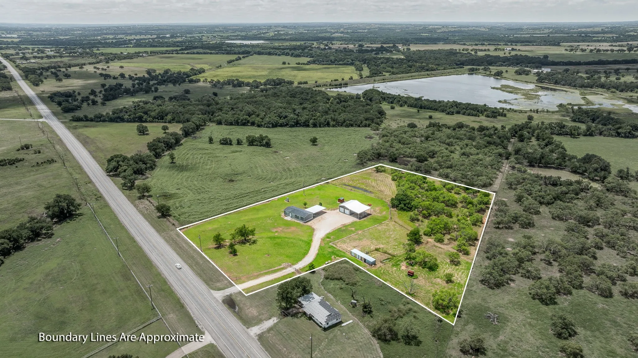 Mobile Home For Sale in Erath County , 14225 W Fm 8, Stephenville, Texas 76401, 3 Bedroom, 2 Bathroom, Garage spaces, 1,568 Sqft, built in 2022, mls#21384285, Real Estate Agent in Stephenville, Homes For Sale in Erath county, Homes For Sale in Stephenville, Realtor in Stephenville Texas, Real Estate Brokerage Independent Realty Texas, Luminita Cordes Realtor