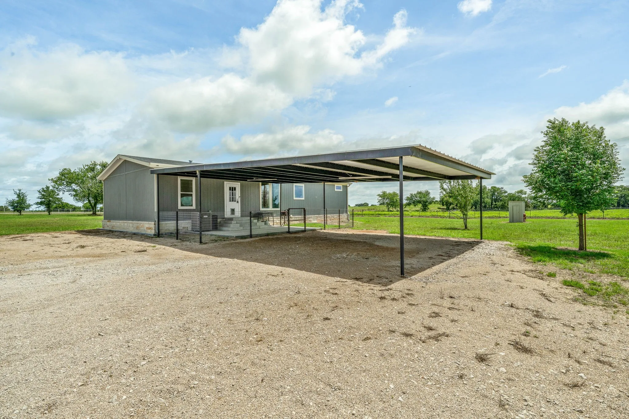Mobile Home For Sale in Erath County , 14225 W Fm 8, Stephenville, Texas 76401, 3 Bedroom, 2 Bathroom, Garage spaces, 1,568 Sqft, built in 2022, mls#21384285, Real Estate Agent in Stephenville, Homes For Sale in Erath county, Homes For Sale in Stephenville, Realtor in Stephenville Texas, Real Estate Brokerage Independent Realty Texas, Luminita Cordes Realtor