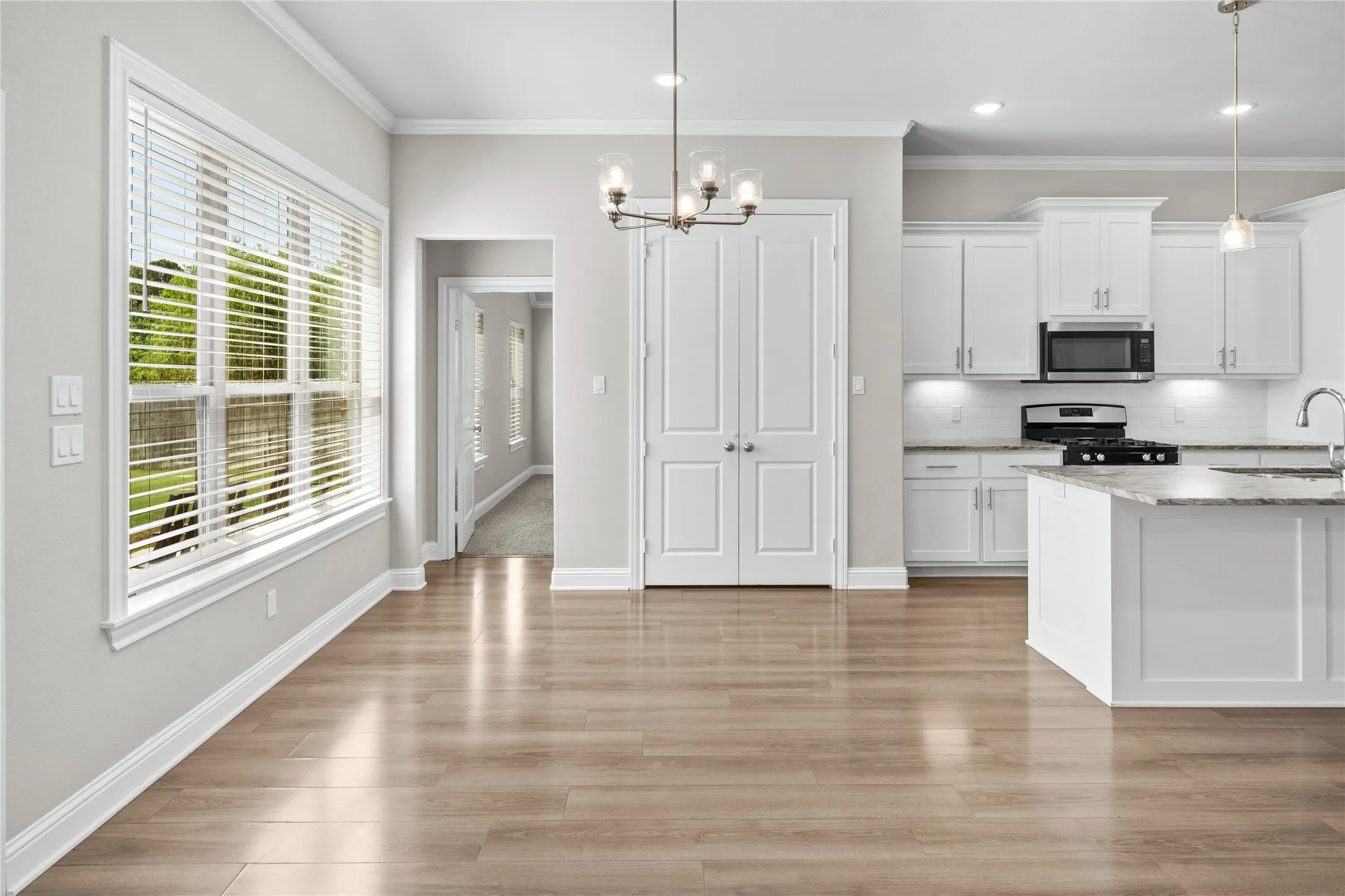 Single Family Residence For Sale in Smith County , 11479 Lindsey Garden Drive, Tyler, Texas 75709, 3 Bedroom, 2 Bathroom, 2 Garage spaces, 1,700 Sqft, built in 2021, mls#21384302, Real Estate Agent in Tyler, Homes For Sale in Smith county, Homes For Sale in Tyler, Realtor in Tyler Texas, Real Estate Brokerage Independent Realty Texas, Luminita Cordes Realtor
