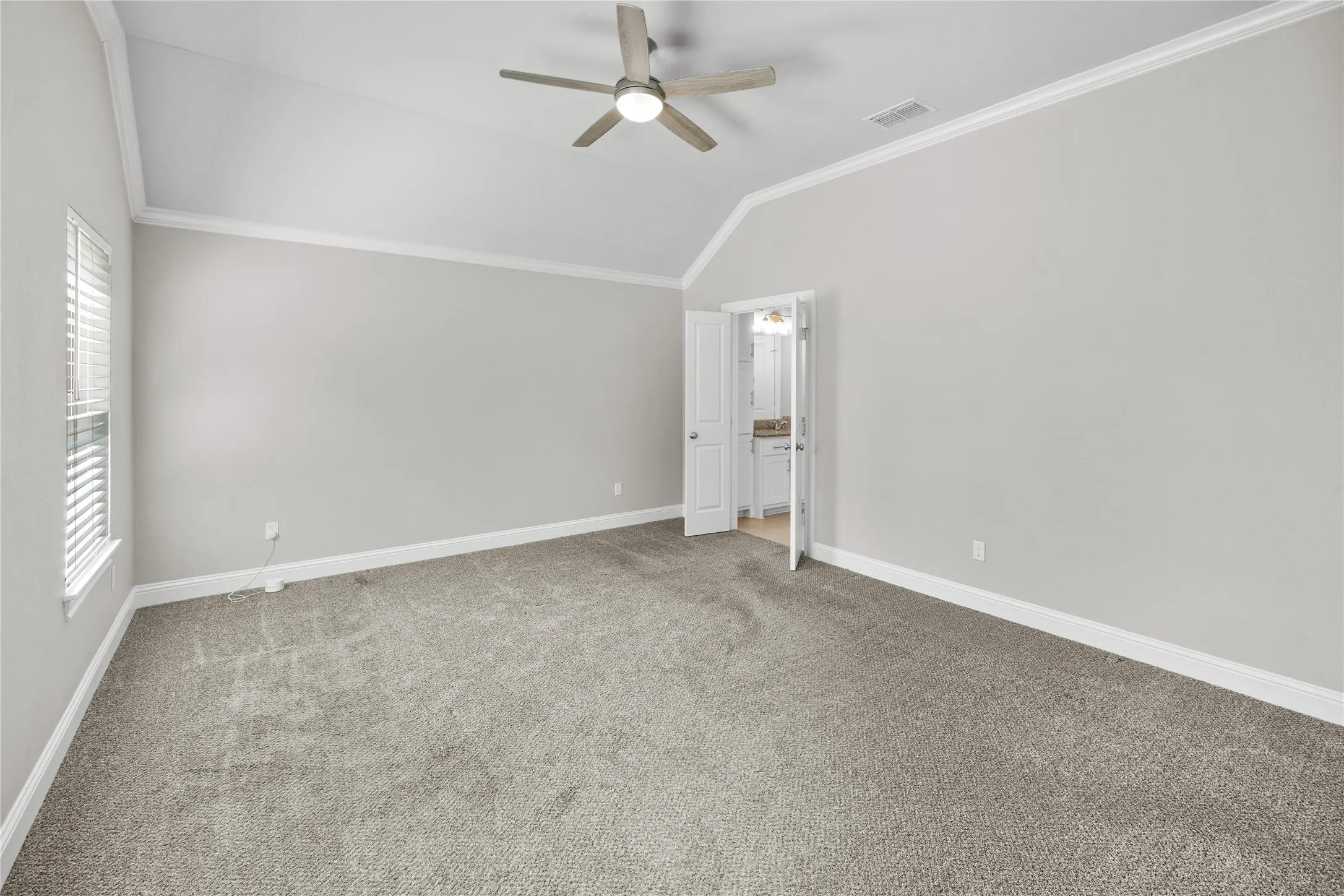 Single Family Residence For Sale in Smith County , 11479 Lindsey Garden Drive, Tyler, Texas 75709, 3 Bedroom, 2 Bathroom, 2 Garage spaces, 1,700 Sqft, built in 2021, mls#21384302, Real Estate Agent in Tyler, Homes For Sale in Smith county, Homes For Sale in Tyler, Realtor in Tyler Texas, Real Estate Brokerage Independent Realty Texas, Luminita Cordes Realtor