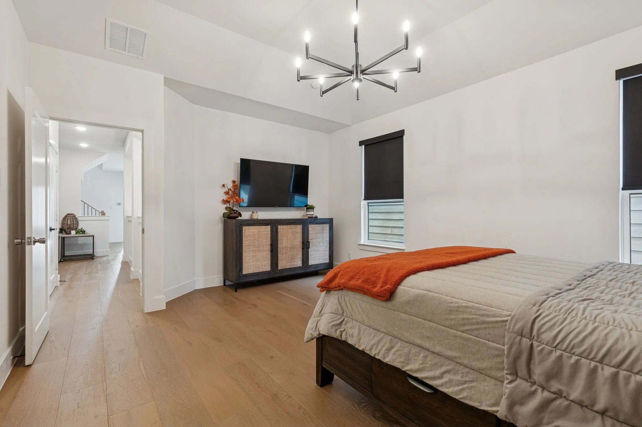 Single Family Residence For Sale in Collin County , 7424 Collin Mckinney Parkway, Mc Kinney, Texas 75070, 3 Bedroom, 4 Bathroom, 2 Garage spaces, 2,895 Sqft, built in 2022, mls#21383292, Real Estate Agent in Mc Kinney, Homes For Sale in Collin county, Homes For Sale in Mc Kinney, Realtor in Mc Kinney Texas, Real Estate Brokerage Independent Realty Texas, Luminita Cordes Realtor