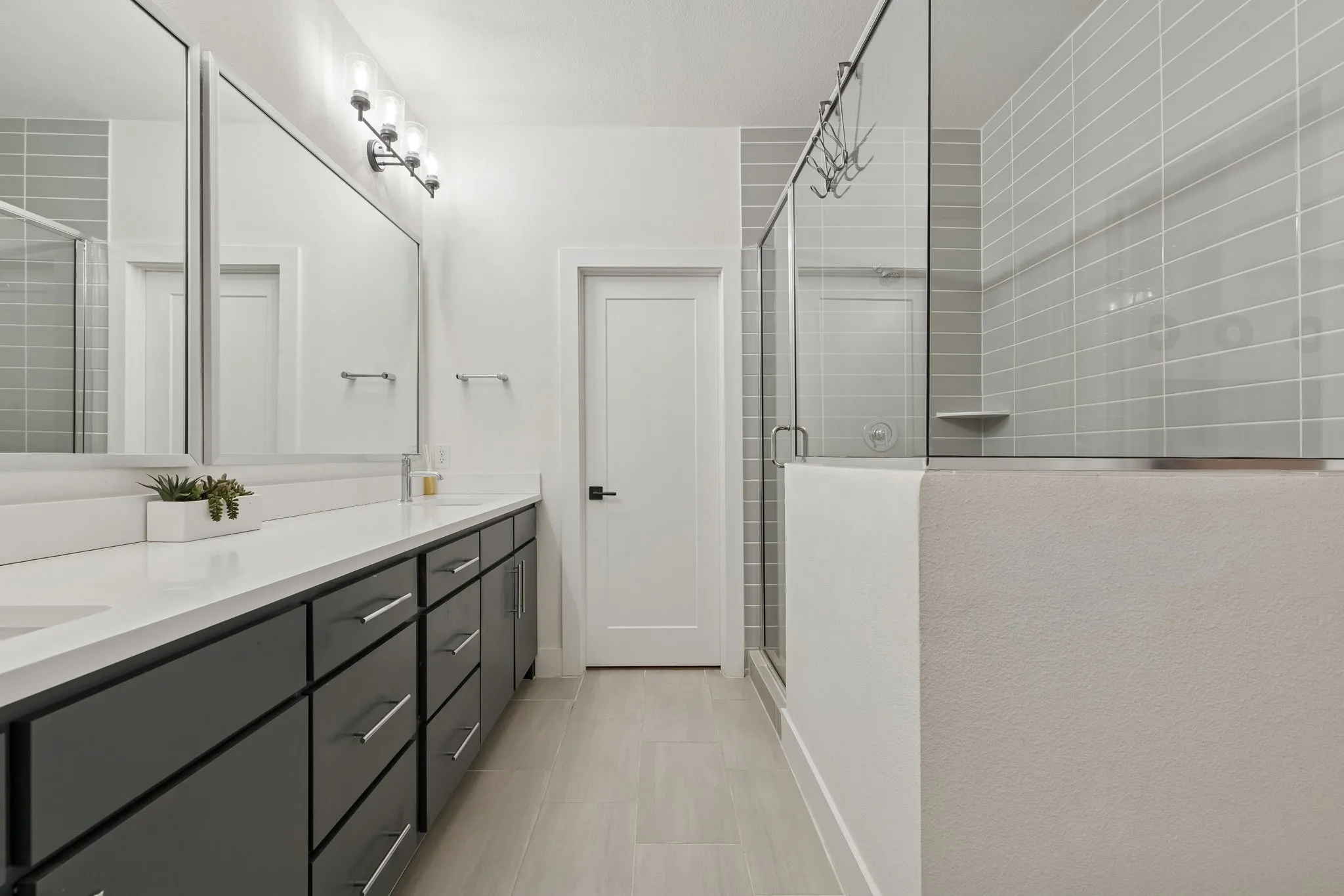 Single Family Residence For Sale in Collin County , 7424 Collin Mckinney Parkway, Mc Kinney, Texas 75070, 3 Bedroom, 4 Bathroom, 2 Garage spaces, 2,895 Sqft, built in 2022, mls#21383292, Real Estate Agent in Mc Kinney, Homes For Sale in Collin county, Homes For Sale in Mc Kinney, Realtor in Mc Kinney Texas, Real Estate Brokerage Independent Realty Texas, Luminita Cordes Realtor