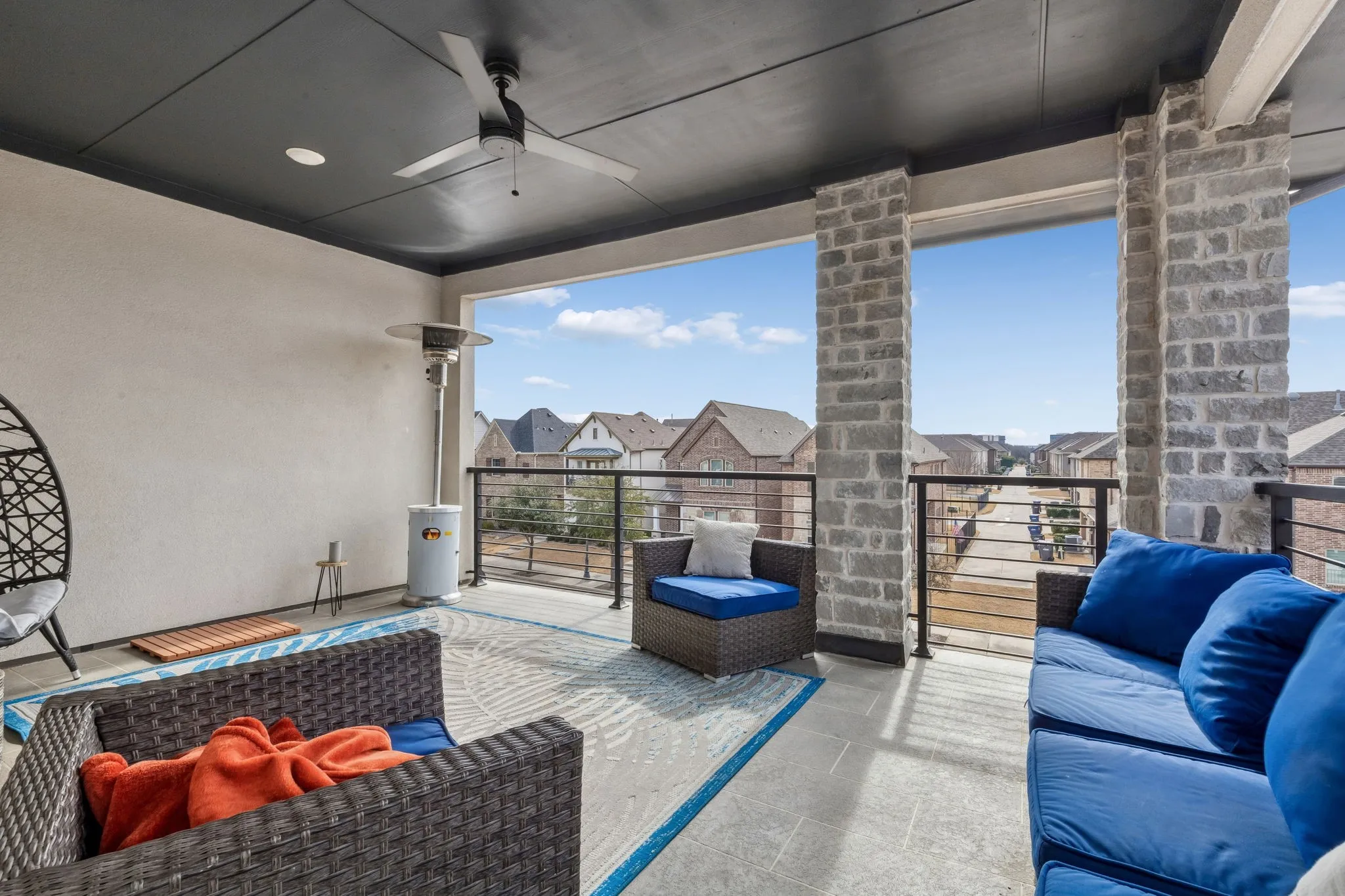Single Family Residence For Sale in Collin County , 7424 Collin Mckinney Parkway, Mc Kinney, Texas 75070, 3 Bedroom, 4 Bathroom, 2 Garage spaces, 2,895 Sqft, built in 2022, mls#21383292, Real Estate Agent in Mc Kinney, Homes For Sale in Collin county, Homes For Sale in Mc Kinney, Realtor in Mc Kinney Texas, Real Estate Brokerage Independent Realty Texas, Luminita Cordes Realtor