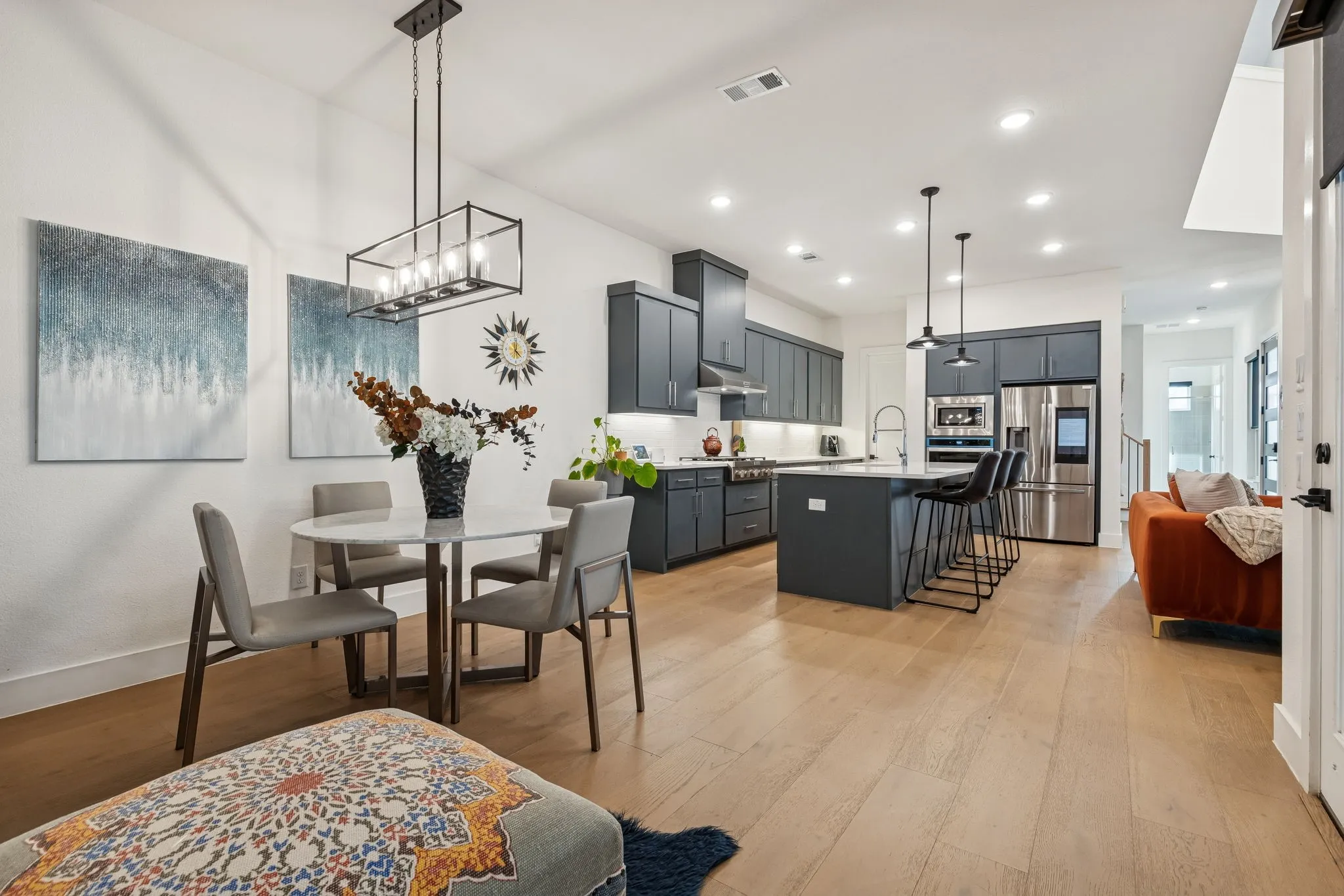Single Family Residence For Sale in Collin County , 7424 Collin Mckinney Parkway, Mc Kinney, Texas 75070, 3 Bedroom, 4 Bathroom, 2 Garage spaces, 2,895 Sqft, built in 2022, mls#21383292, Real Estate Agent in Mc Kinney, Homes For Sale in Collin county, Homes For Sale in Mc Kinney, Realtor in Mc Kinney Texas, Real Estate Brokerage Independent Realty Texas, Luminita Cordes Realtor