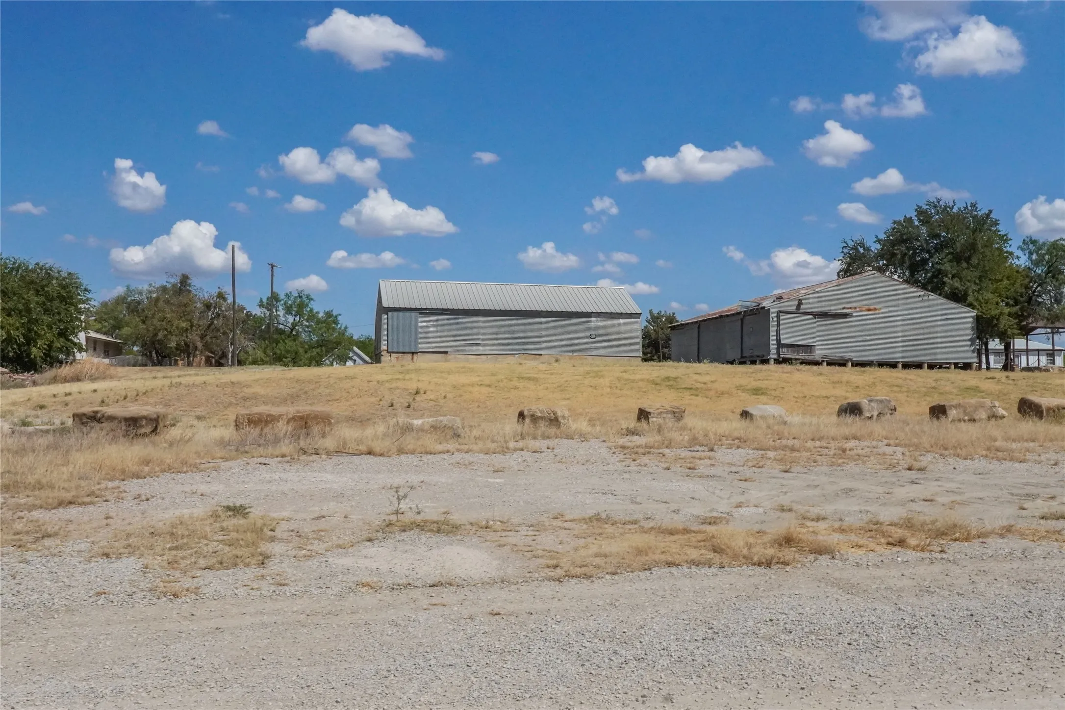 Industrial For Sale in Jack County , 314 S Phillips Street, Jacksboro, Texas 76458, 0, 0, Garage spaces, 0 Sqft, built in 1950, mls#21384314, Real Estate Agent in Jacksboro, Homes For Sale in Jack county, Homes For Sale in Jacksboro, Realtor in Jacksboro Texas, Real Estate Brokerage Independent Realty Texas, Luminita Cordes Realtor