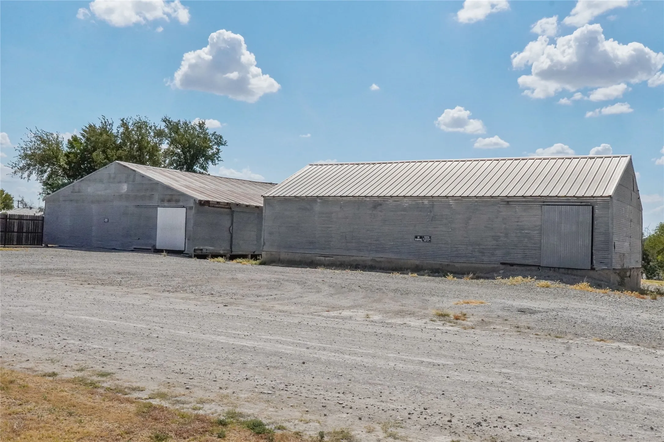 Industrial For Sale in Jack County , 314 S Phillips Street, Jacksboro, Texas 76458, 0, 0, Garage spaces, 0 Sqft, built in 1950, mls#21384314, Real Estate Agent in Jacksboro, Homes For Sale in Jack county, Homes For Sale in Jacksboro, Realtor in Jacksboro Texas, Real Estate Brokerage Independent Realty Texas, Luminita Cordes Realtor