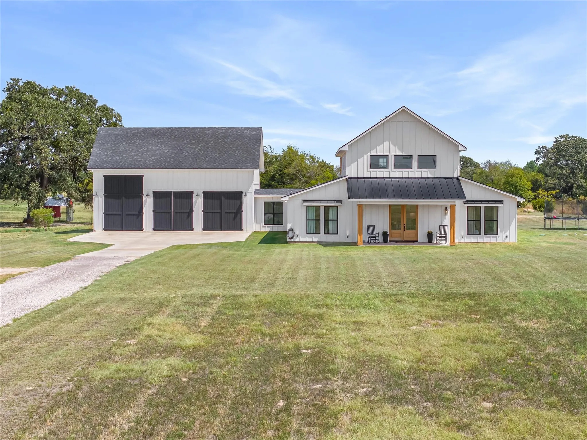 Single Family Residence For Sale in Van Zandt County , 586 VZ County Road 1504, Van, Texas 75790, 4 Bedroom, 4 Bathroom, 3 Garage spaces, 2,912 Sqft, built in 2024, mls#21383903, Real Estate Agent in Van, Homes For Sale in Van Zandt county, Homes For Sale in Van, Realtor in Van Texas, Real Estate Brokerage Independent Realty Texas, Luminita Cordes Realtor