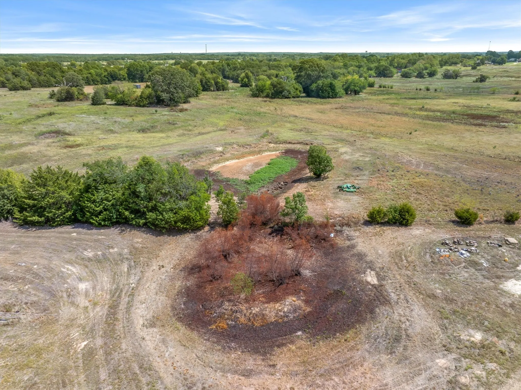 Single Family Residence For Sale in Van Zandt County , 586 VZ County Road 1504, Van, Texas 75790, 4 Bedroom, 4 Bathroom, 3 Garage spaces, 2,912 Sqft, built in 2024, mls#21383903, Real Estate Agent in Van, Homes For Sale in Van Zandt county, Homes For Sale in Van, Realtor in Van Texas, Real Estate Brokerage Independent Realty Texas, Luminita Cordes Realtor