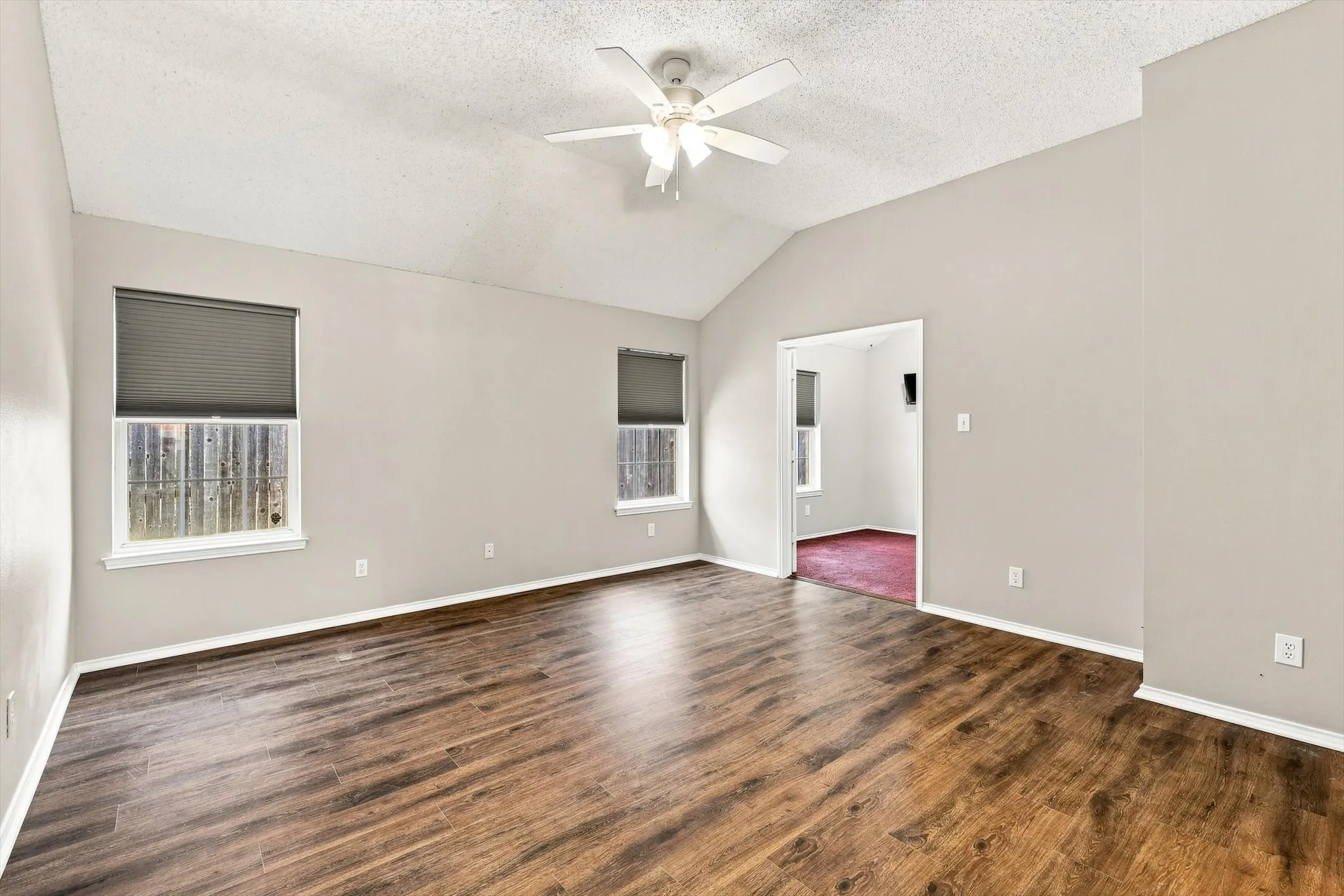 Single Family Residence For Sale in Tarrant County , 8900 San Joaquin Trail, Fort Worth, Texas 76118, 4 Bedroom, 2 Bathroom, 2 Garage spaces, 1,877 Sqft, built in 1996, mls#21383326, Real Estate Agent in Fort Worth, Homes For Sale in Tarrant county, Homes For Sale in Fort Worth, Realtor in Fort Worth Texas, Real Estate Brokerage Independent Realty Texas, Luminita Cordes Realtor