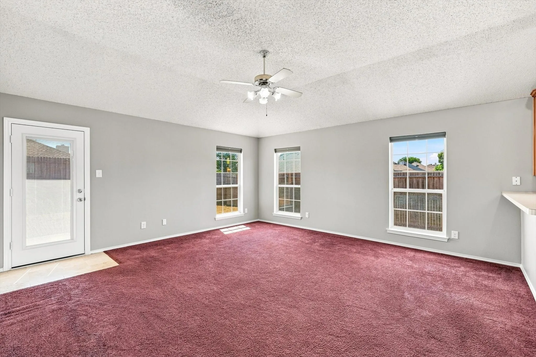 Single Family Residence For Sale in Tarrant County , 8900 San Joaquin Trail, Fort Worth, Texas 76118, 4 Bedroom, 2 Bathroom, 2 Garage spaces, 1,877 Sqft, built in 1996, mls#21383326, Real Estate Agent in Fort Worth, Homes For Sale in Tarrant county, Homes For Sale in Fort Worth, Realtor in Fort Worth Texas, Real Estate Brokerage Independent Realty Texas, Luminita Cordes Realtor