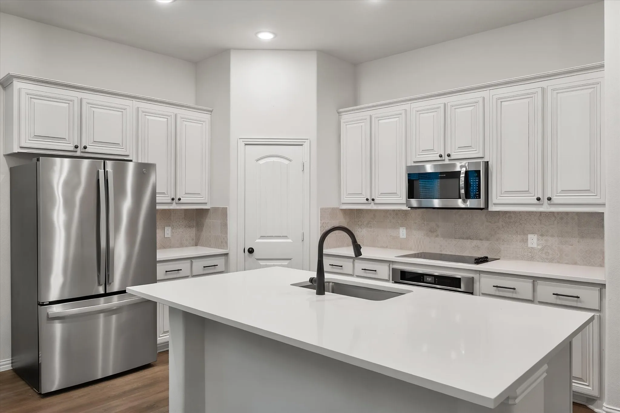 Single Family Residence For Sale in Navarro County , 16 Dobbins Crossing, Corsicana, Texas 75110, 3 Bedroom, 2 Bathroom, 2 Garage spaces, 1,998 Sqft, built in 2022, mls#21383036, Real Estate Agent in Corsicana, Homes For Sale in Navarro county, Homes For Sale in Corsicana, Realtor in Corsicana Texas, Real Estate Brokerage Independent Realty Texas, Luminita Cordes Realtor