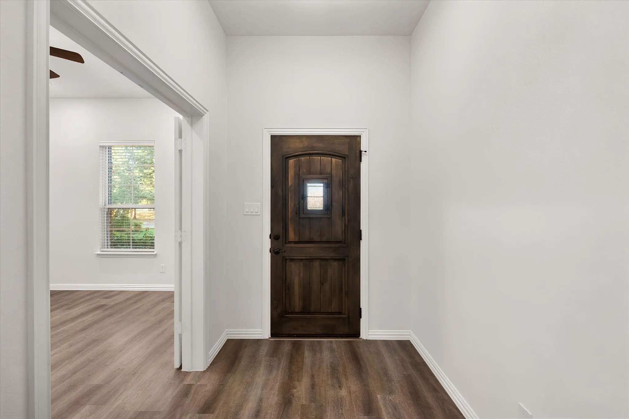 Single Family Residence For Sale in Navarro County , 16 Dobbins Crossing, Corsicana, Texas 75110, 3 Bedroom, 2 Bathroom, 2 Garage spaces, 1,998 Sqft, built in 2022, mls#21383036, Real Estate Agent in Corsicana, Homes For Sale in Navarro county, Homes For Sale in Corsicana, Realtor in Corsicana Texas, Real Estate Brokerage Independent Realty Texas, Luminita Cordes Realtor