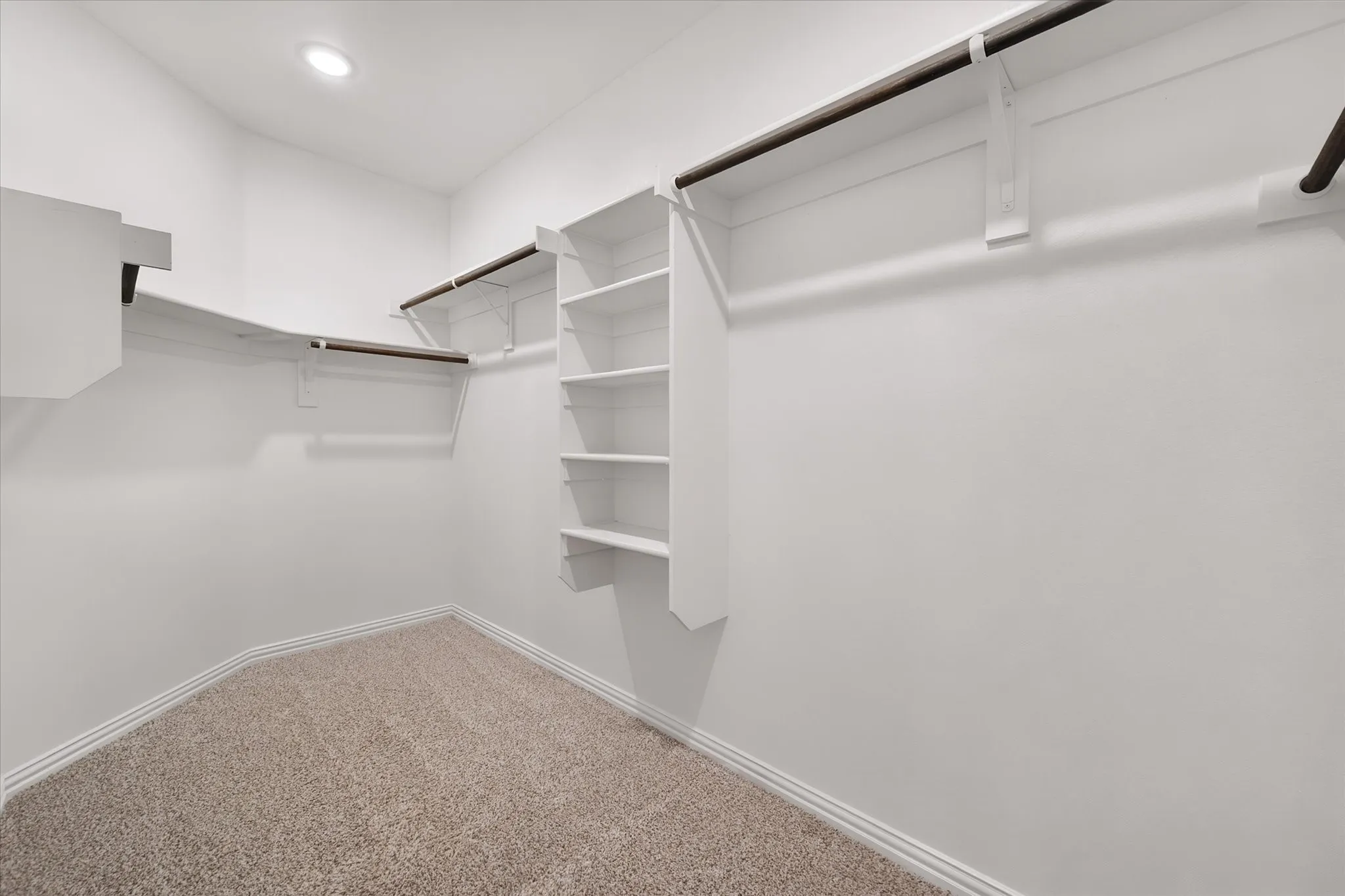 Single Family Residence For Sale in Navarro County , 16 Dobbins Crossing, Corsicana, Texas 75110, 3 Bedroom, 2 Bathroom, 2 Garage spaces, 1,998 Sqft, built in 2022, mls#21383036, Real Estate Agent in Corsicana, Homes For Sale in Navarro county, Homes For Sale in Corsicana, Realtor in Corsicana Texas, Real Estate Brokerage Independent Realty Texas, Luminita Cordes Realtor