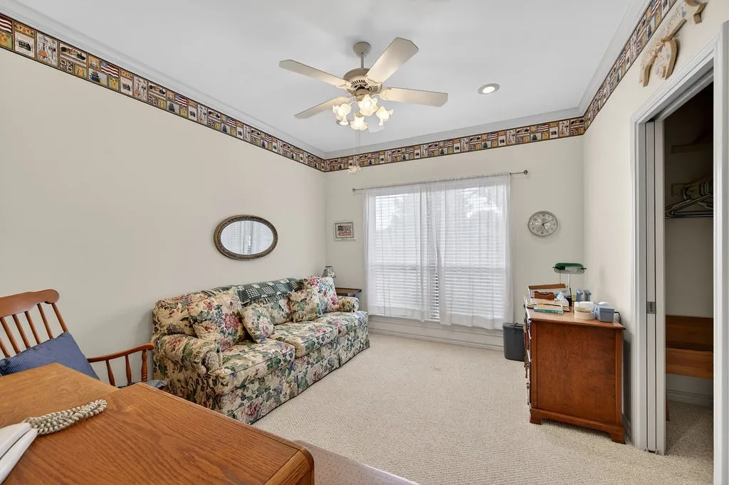 Single Family Residence For Sale in Henderson County , 800 Rico Drive, Athens, Texas 75751, 3 Bedroom, 2 Bathroom, 3 Garage spaces, 2,199 Sqft, built in 2001, mls#21384330, Real Estate Agent in Athens, Homes For Sale in Henderson county, Homes For Sale in Athens, Realtor in Athens Texas, Real Estate Brokerage Independent Realty Texas, Luminita Cordes Realtor