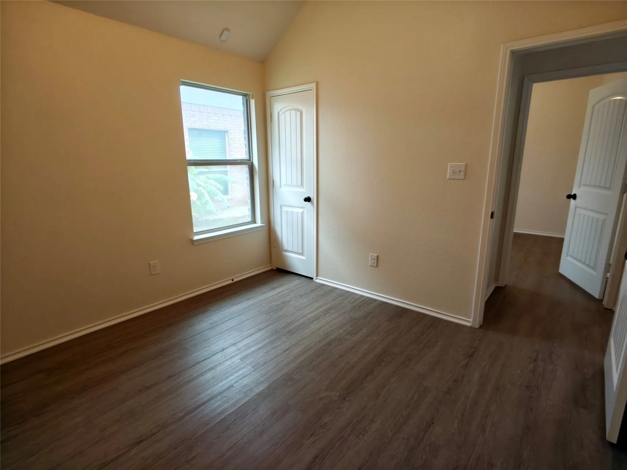 Single Family Residence For Rent in Collin County , 724 Valley Court, Royse City, Texas 75189, 4 Bedroom, 2 Bathroom, 2 Garage spaces, 2,114 Sqft, built in 2015, mls#21384077, Real Estate Agent in Royse City, Homes For Rent in Collin county, Homes For Rent in Royse City, Realtor in Royse City Texas, Real Estate Brokerage Independent Realty Texas, Luminita Cordes Realtor