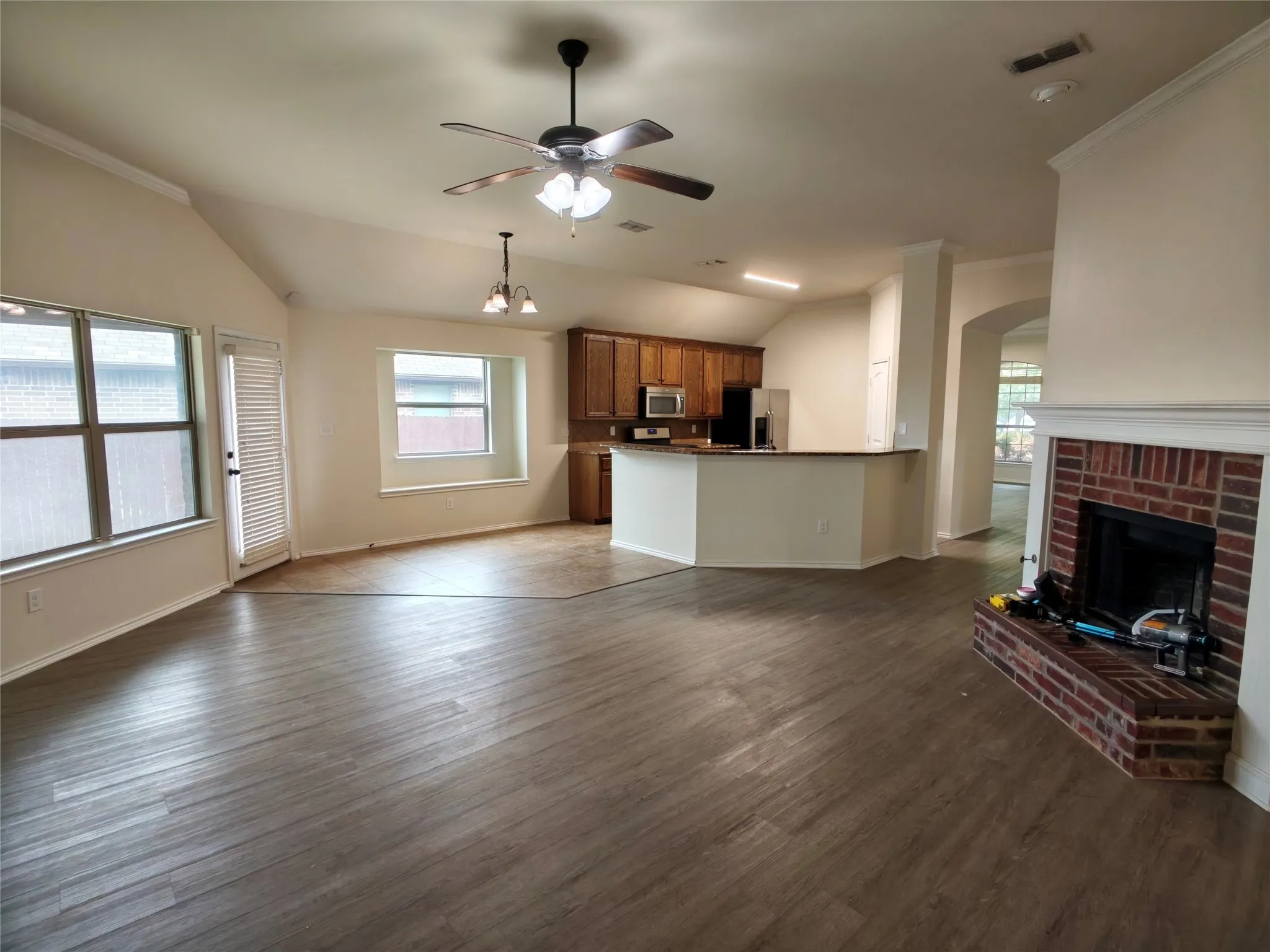 Single Family Residence For Rent in Collin County , 724 Valley Court, Royse City, Texas 75189, 4 Bedroom, 2 Bathroom, 2 Garage spaces, 2,114 Sqft, built in 2015, mls#21384077, Real Estate Agent in Royse City, Homes For Rent in Collin county, Homes For Rent in Royse City, Realtor in Royse City Texas, Real Estate Brokerage Independent Realty Texas, Luminita Cordes Realtor