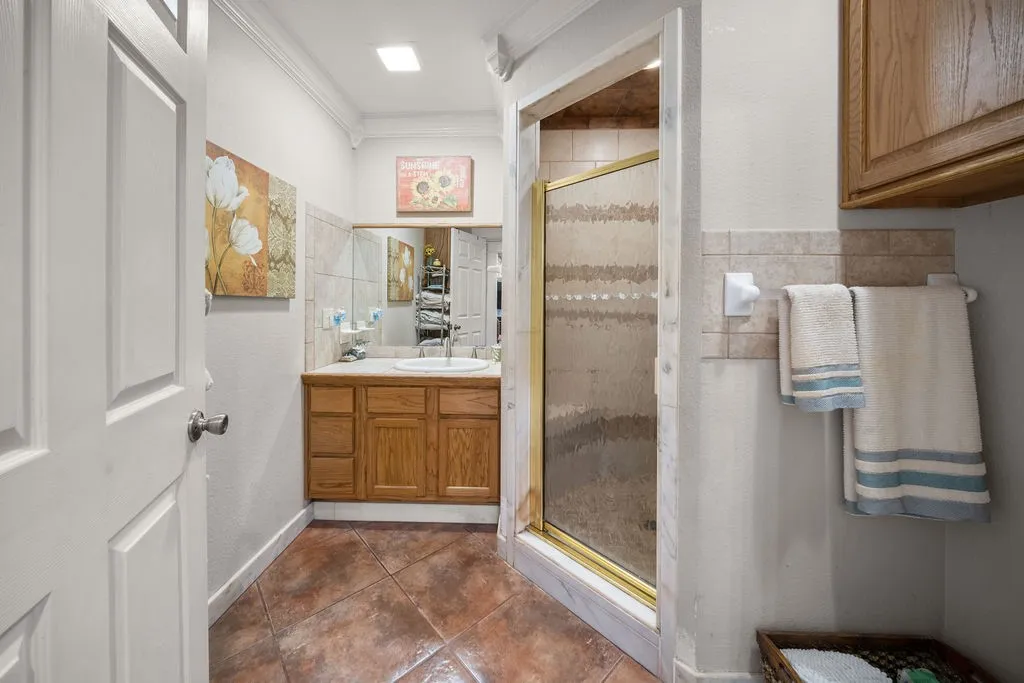 Single Family Residence For Sale in Smith County , 13840 CR 2122, Tyler, Texas 75707, 3 Bedroom, 2 Bathroom, Garage spaces, 2,278 Sqft, built in 2006, mls#21384326, Real Estate Agent in Tyler, Homes For Sale in Smith county, Homes For Sale in Tyler, Realtor in Tyler Texas, Real Estate Brokerage Independent Realty Texas, Luminita Cordes Realtor