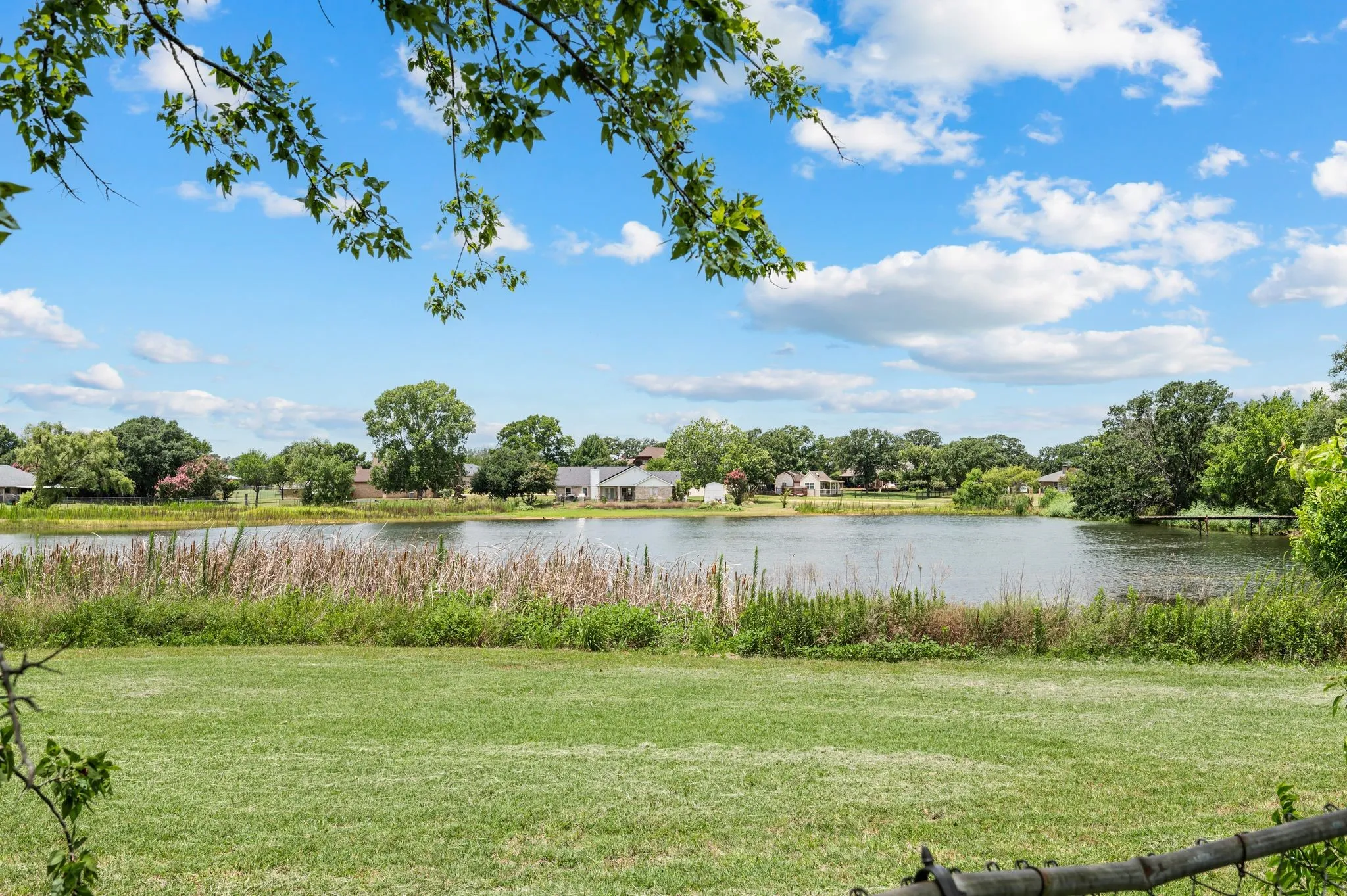 Single Family Residence For Sale in Johnson County , 103 Park Trail Place, Joshua, Texas 76058, 3 Bedroom, 2 Bathroom, 2 Garage spaces, 1,888 Sqft, built in 1973, mls#21384329, Real Estate Agent in Joshua, Homes For Sale in Johnson county, Homes For Sale in Joshua, Realtor in Joshua Texas, Real Estate Brokerage Independent Realty Texas, Luminita Cordes Realtor
