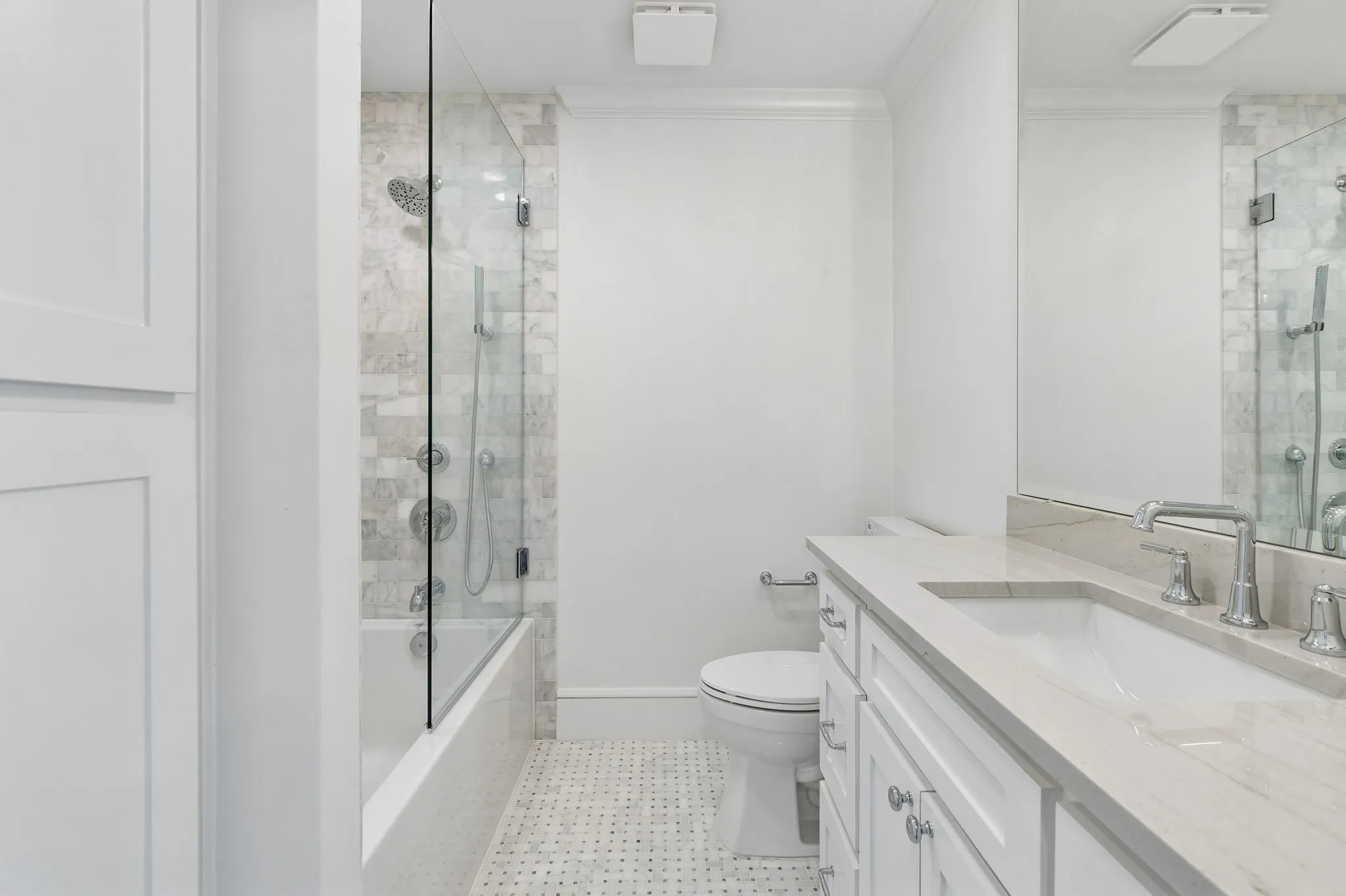 Downstairs EnSuite Bathroom
