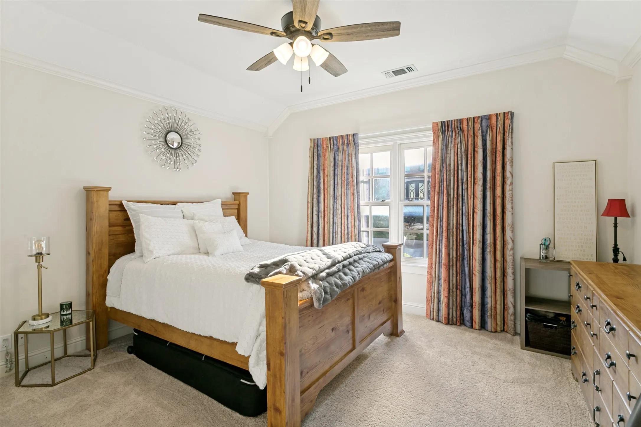 Single Family Residence For Sale in Tarrant County , 1208 Kelpie Court, Fort Worth, Texas 76111, 3 Bedroom, 2 Bathroom, 2 Garage spaces, 2,324 Sqft, built in 1995, mls#21384209, Real Estate Agent in Fort Worth, Homes For Sale in Tarrant county, Homes For Sale in Fort Worth, Realtor in Fort Worth Texas, Real Estate Brokerage Independent Realty Texas, Luminita Cordes Realtor