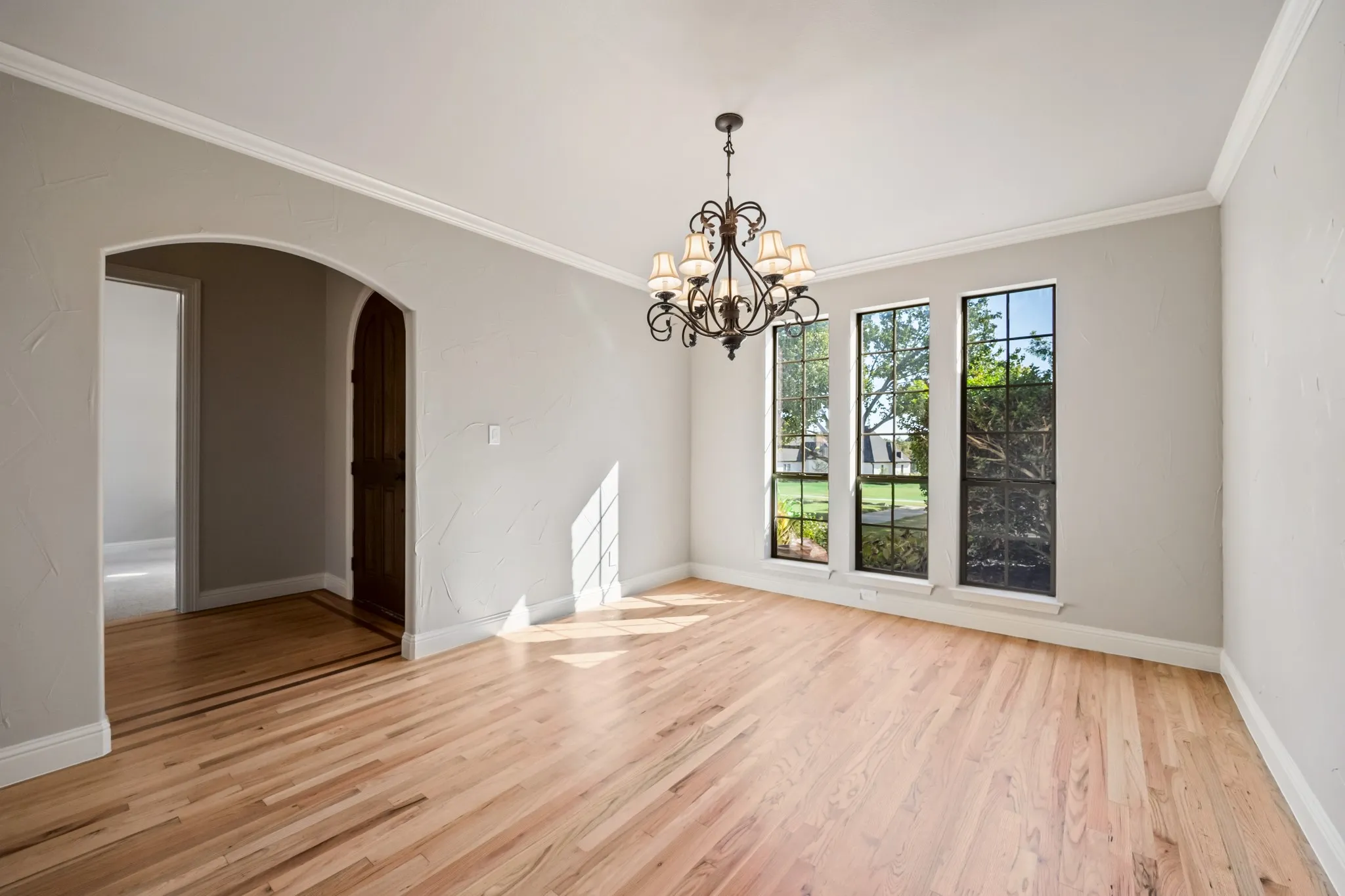 Formal dining room