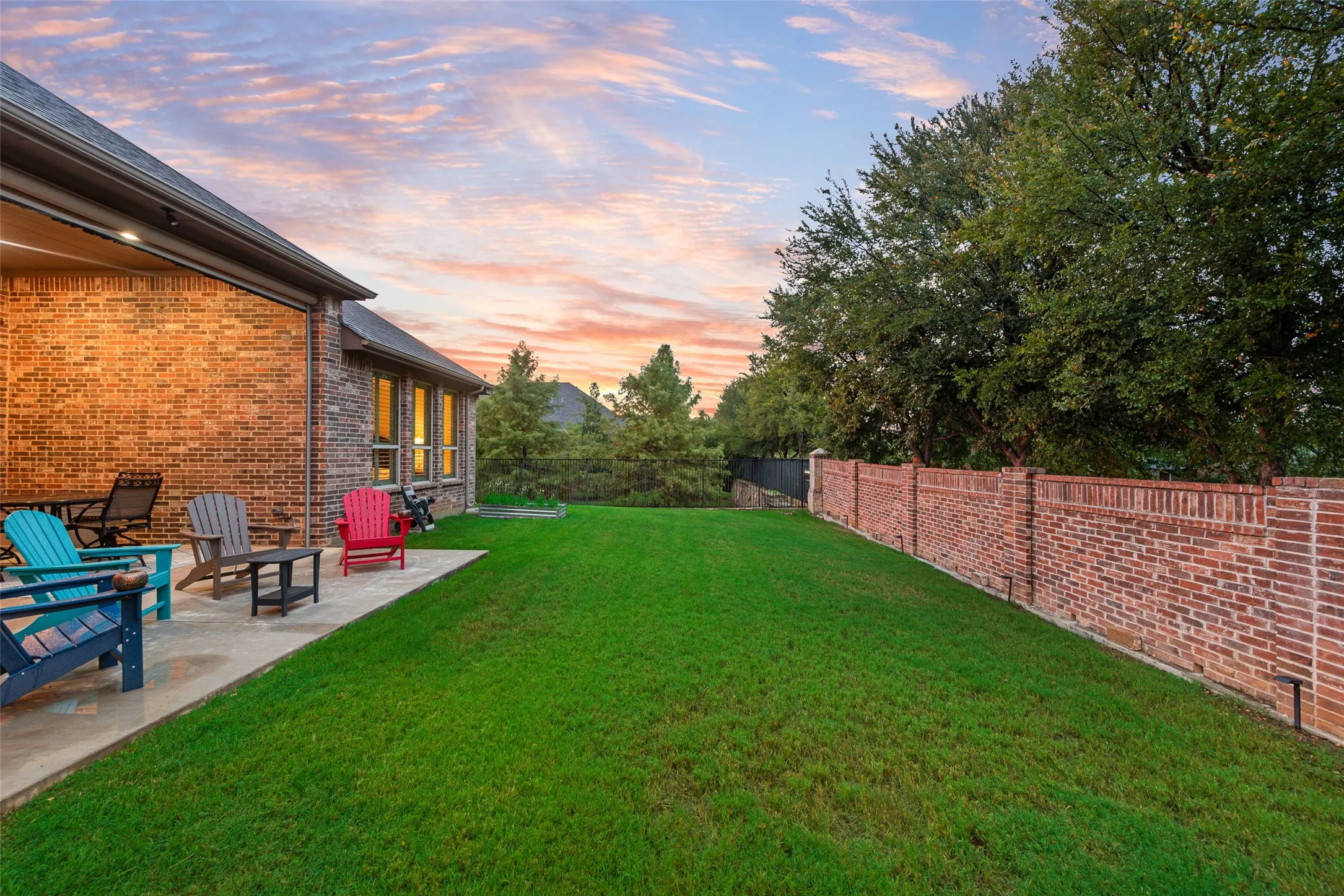 Single Family Residence For Sale in Tarrant County , 409 Rawhide Path, Keller, Texas 76248, 3 Bedroom, 3 Bathroom, 3 Garage spaces, 3,339 Sqft, built in 2012, mls#21384086, Real Estate Agent in Keller, Homes For Sale in Tarrant county, Homes For Sale in Keller, Realtor in Keller Texas, Real Estate Brokerage Independent Realty Texas, Luminita Cordes Realtor
