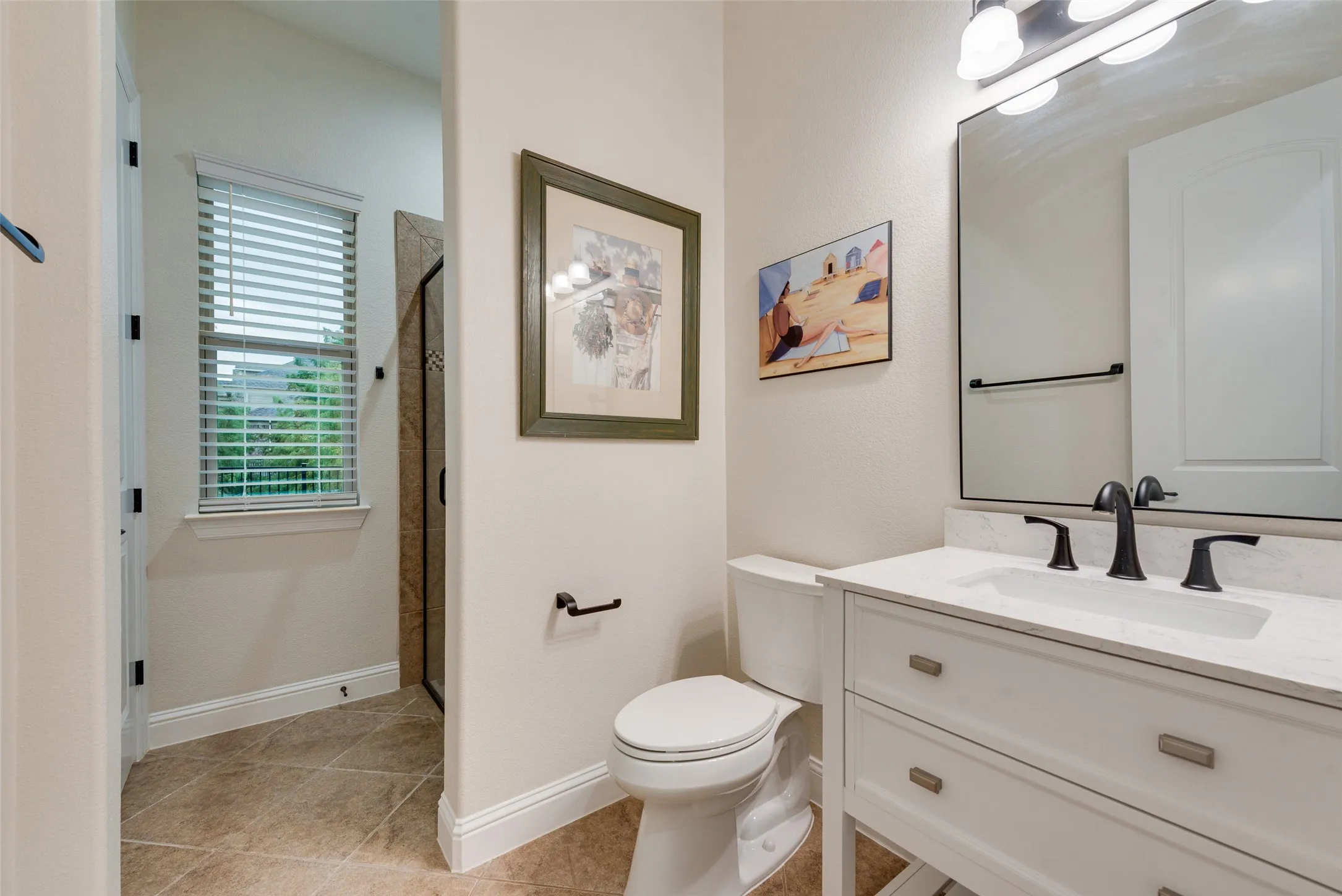 Single Family Residence For Sale in Tarrant County , 409 Rawhide Path, Keller, Texas 76248, 3 Bedroom, 3 Bathroom, 3 Garage spaces, 3,339 Sqft, built in 2012, mls#21384086, Real Estate Agent in Keller, Homes For Sale in Tarrant county, Homes For Sale in Keller, Realtor in Keller Texas, Real Estate Brokerage Independent Realty Texas, Luminita Cordes Realtor