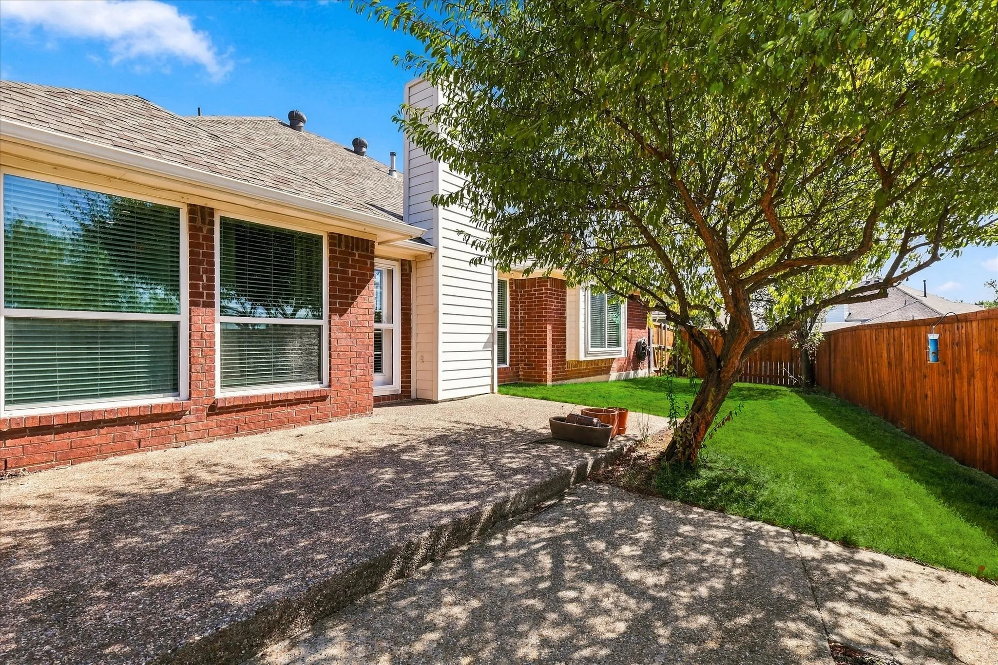 Single Family Residence For Sale in Denton County , 4901 Superior Court, Flower Mound, Texas 75028, 3 Bedroom, 2 Bathroom, 2 Garage spaces, 1,465 Sqft, built in 1993, mls#21384353, Real Estate Agent in Flower Mound, Homes For Sale in Denton county, Homes For Sale in Flower Mound, Realtor in Flower Mound Texas, Real Estate Brokerage Independent Realty Texas, Luminita Cordes Realtor