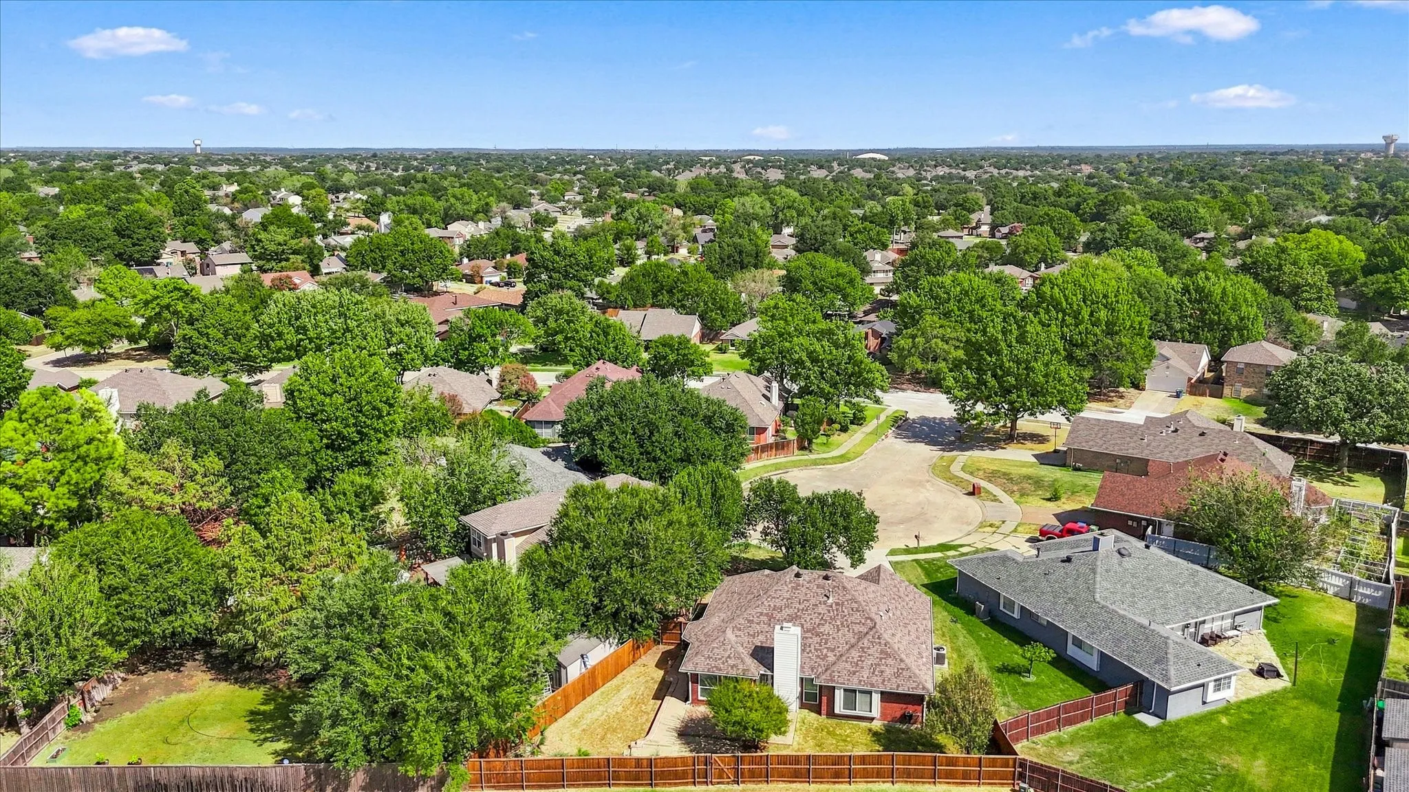 Single Family Residence For Sale in Denton County , 4901 Superior Court, Flower Mound, Texas 75028, 3 Bedroom, 2 Bathroom, 2 Garage spaces, 1,465 Sqft, built in 1993, mls#21384353, Real Estate Agent in Flower Mound, Homes For Sale in Denton county, Homes For Sale in Flower Mound, Realtor in Flower Mound Texas, Real Estate Brokerage Independent Realty Texas, Luminita Cordes Realtor