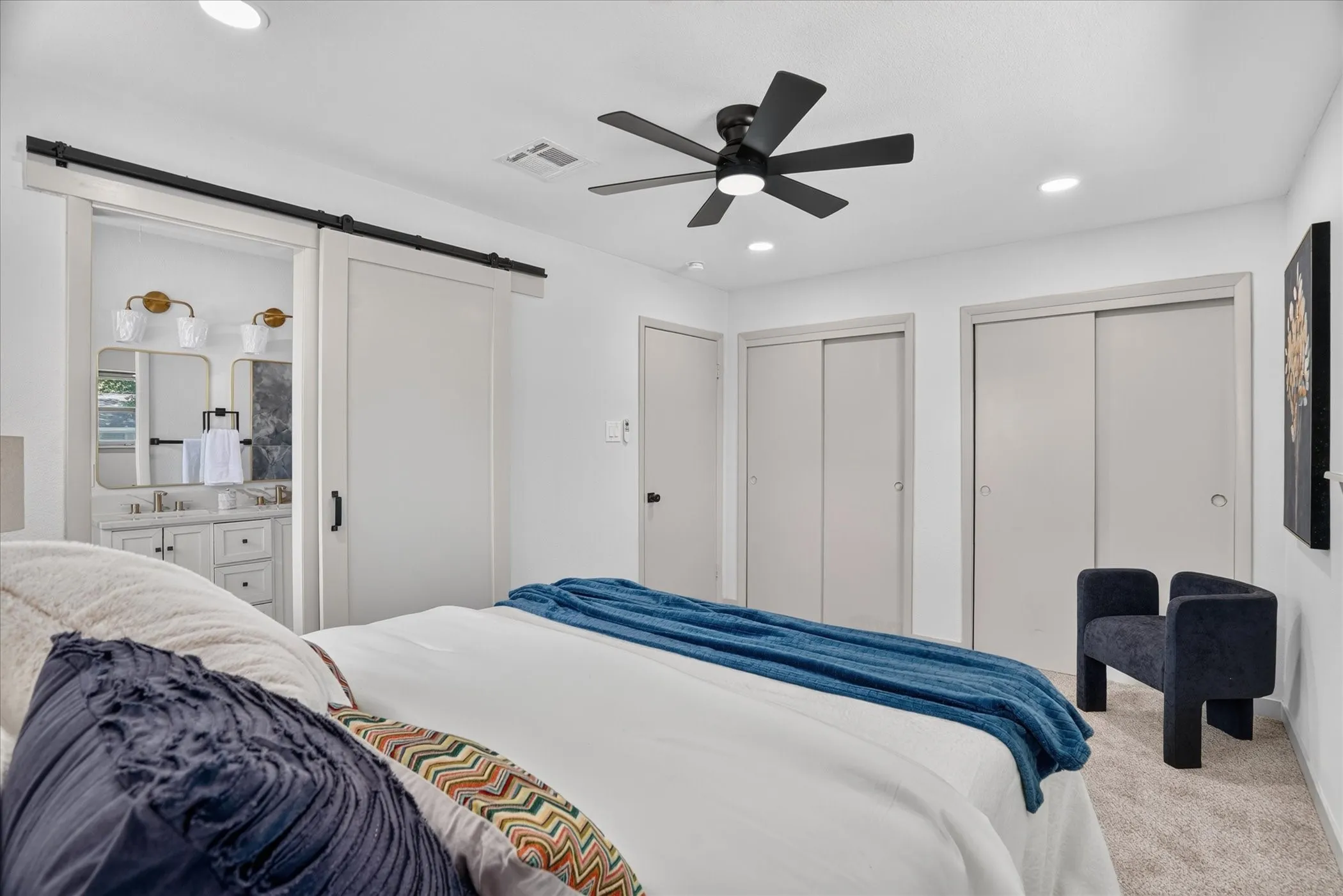 Single Family Residence For Sale in Tarrant County , 429 Fieldwood Terrace, Hurst, Texas 76053, 3 Bedroom, 2 Bathroom, 2 Garage spaces, 1,455 Sqft, built in 1960, mls#21384282, Real Estate Agent in Hurst, Homes For Sale in Tarrant county, Homes For Sale in Hurst, Realtor in Hurst Texas, Real Estate Brokerage Independent Realty Texas, Luminita Cordes Realtor
